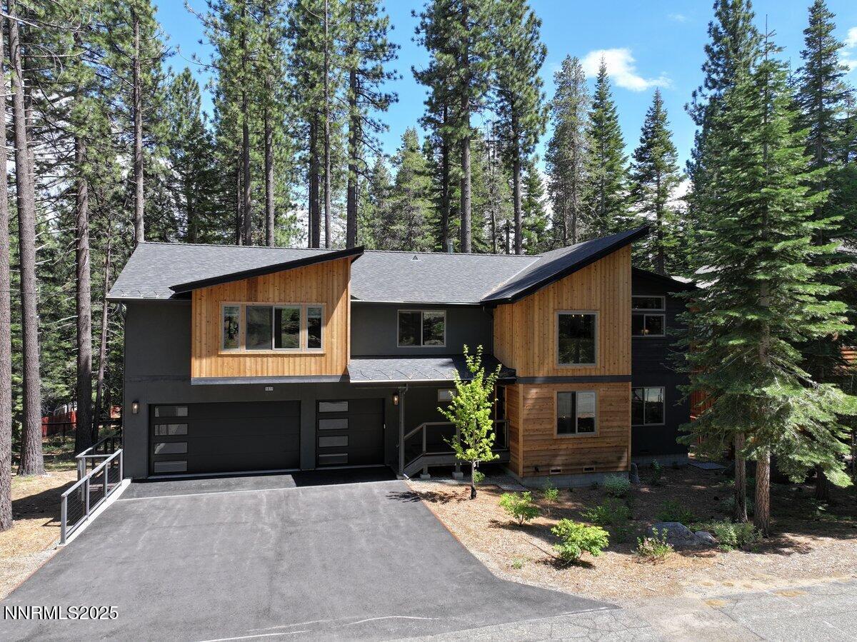 1877 Normuk Street Property Photo 4
