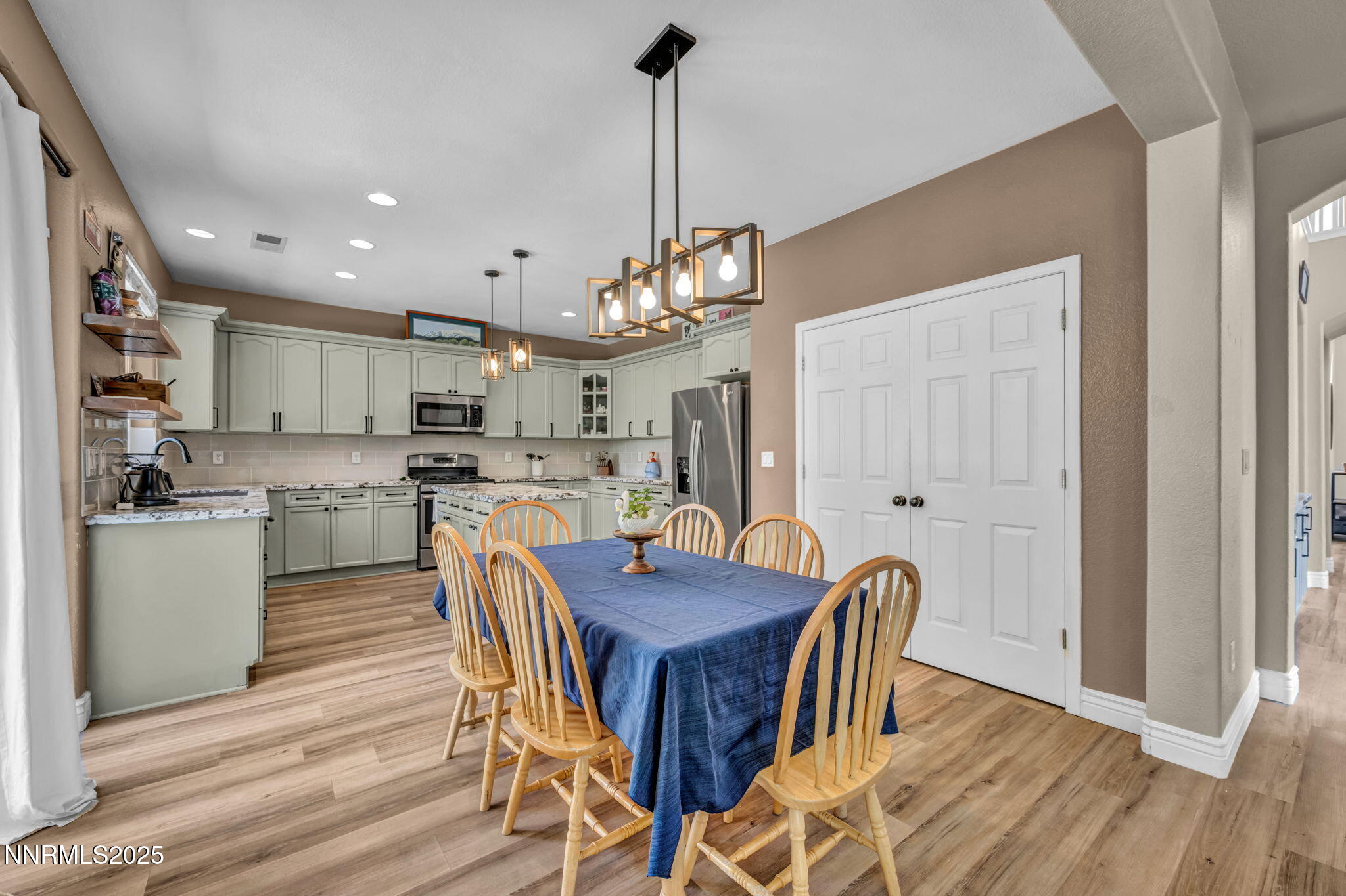 9185 Jack Hammer Drive Property Photo 10
