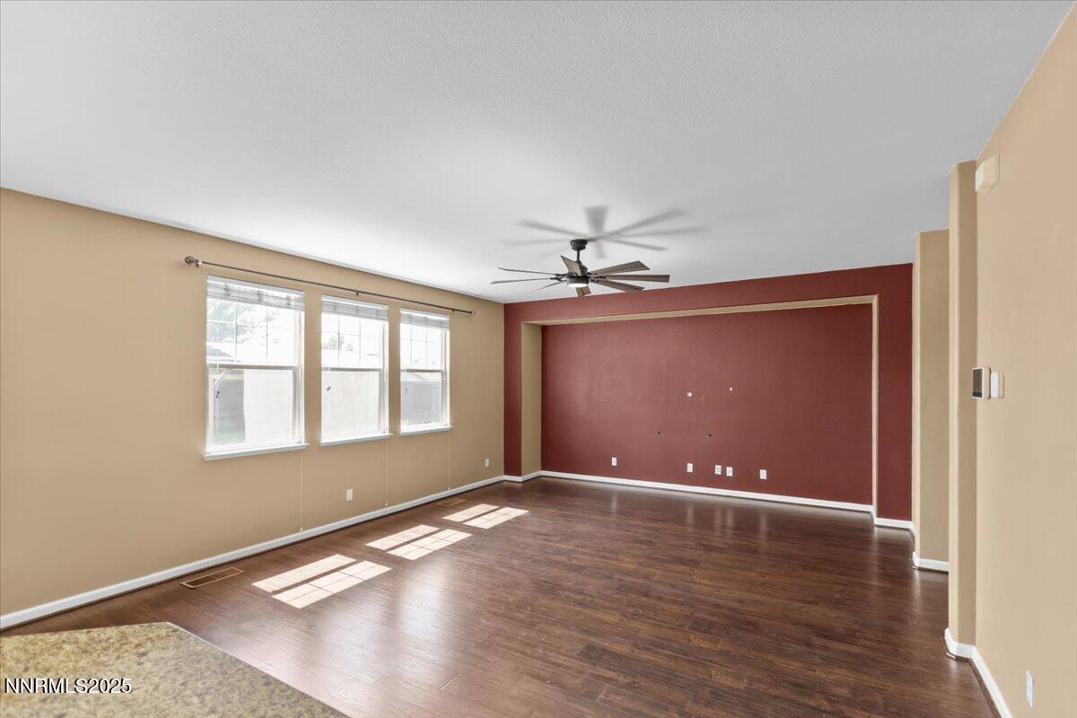 6595 Geranium Way Property Photo 15