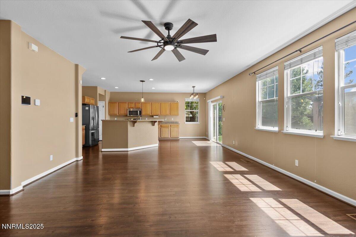 6595 Geranium Way Property Photo 17