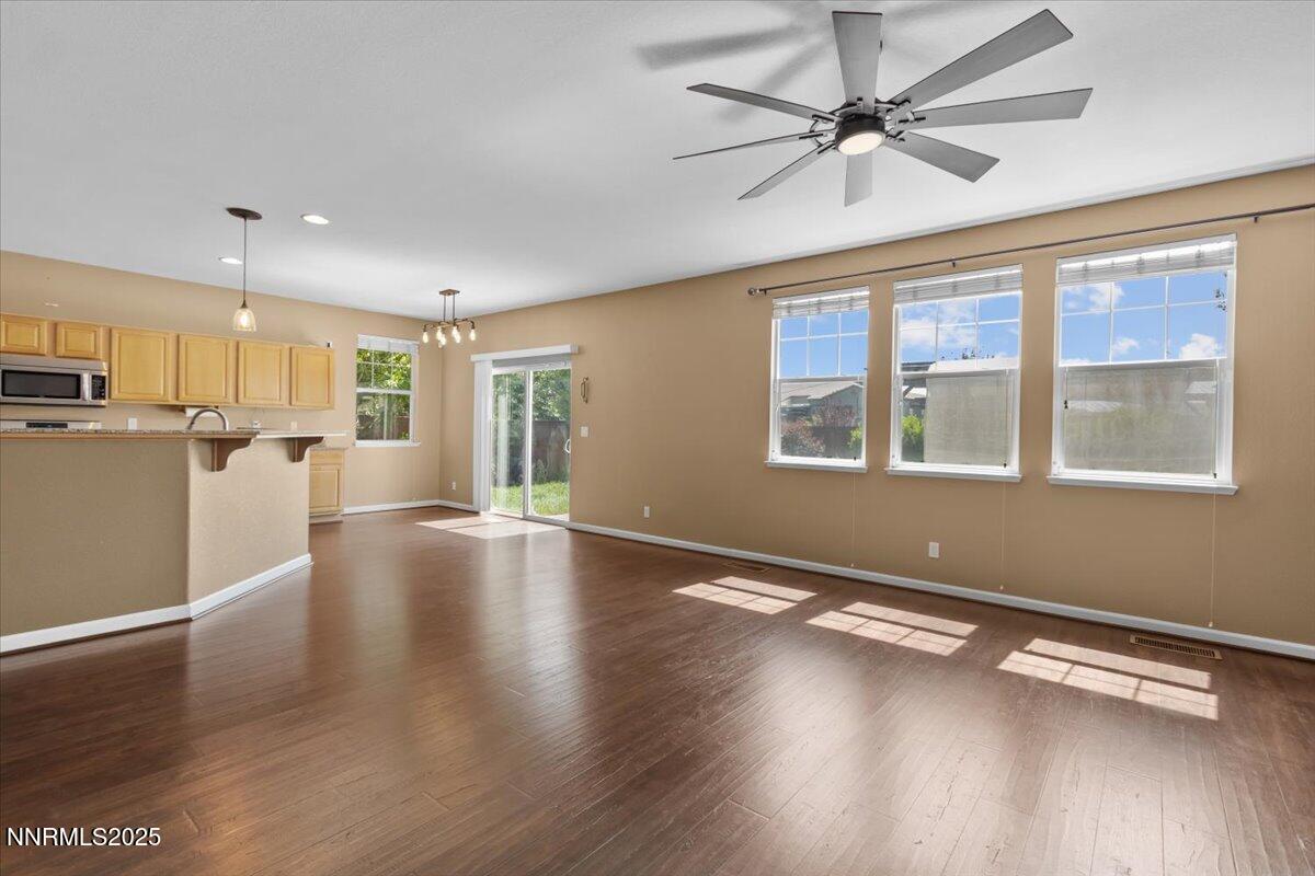 6595 Geranium Way Property Photo 18