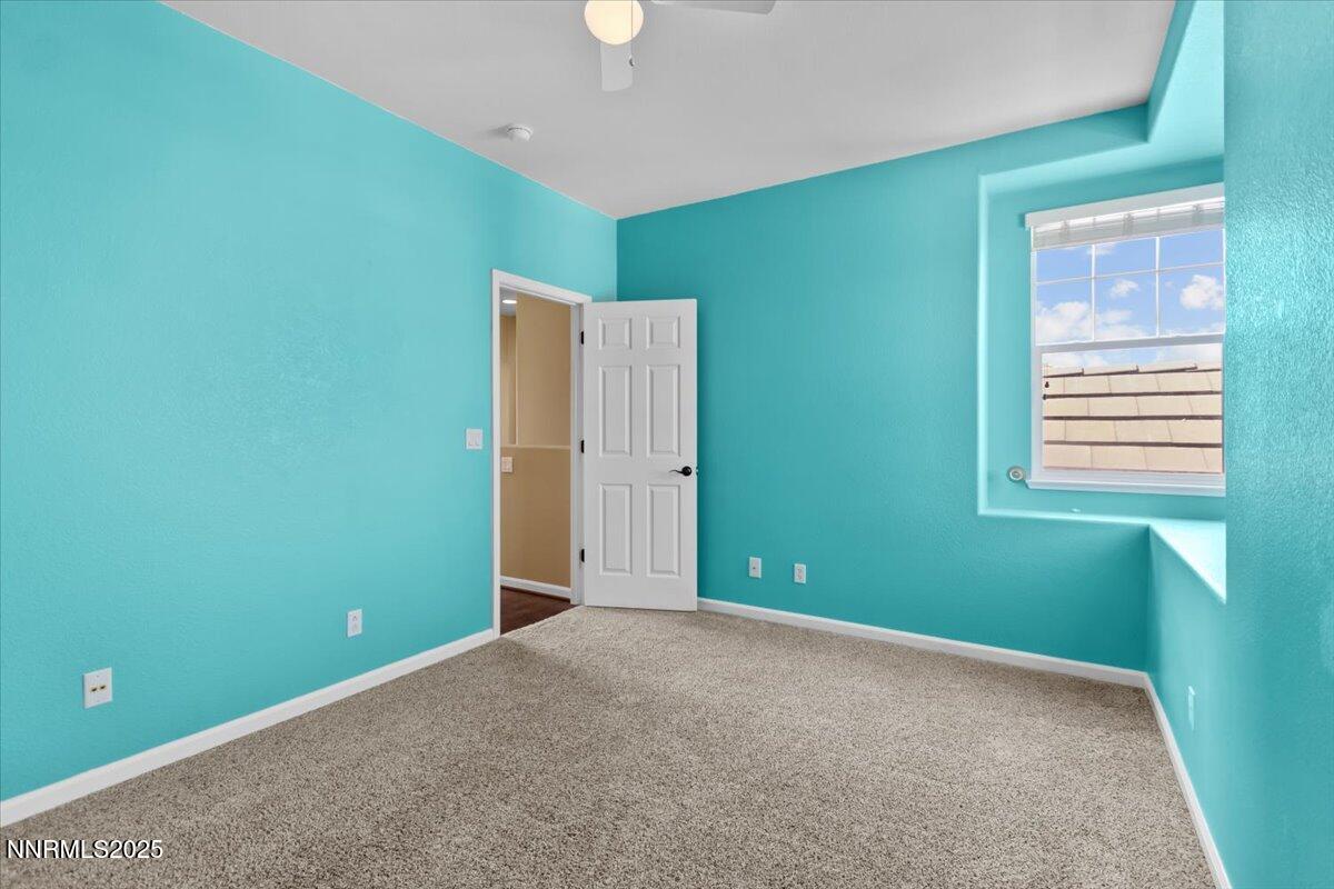 6595 Geranium Way Property Photo 28