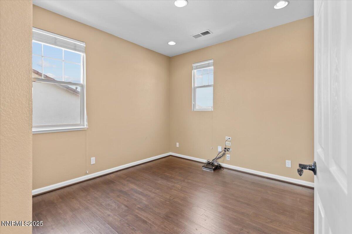 6595 Geranium Way Property Photo 32