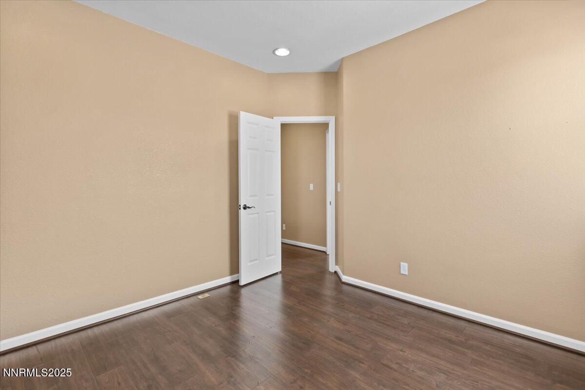 6595 Geranium Way Property Photo 34