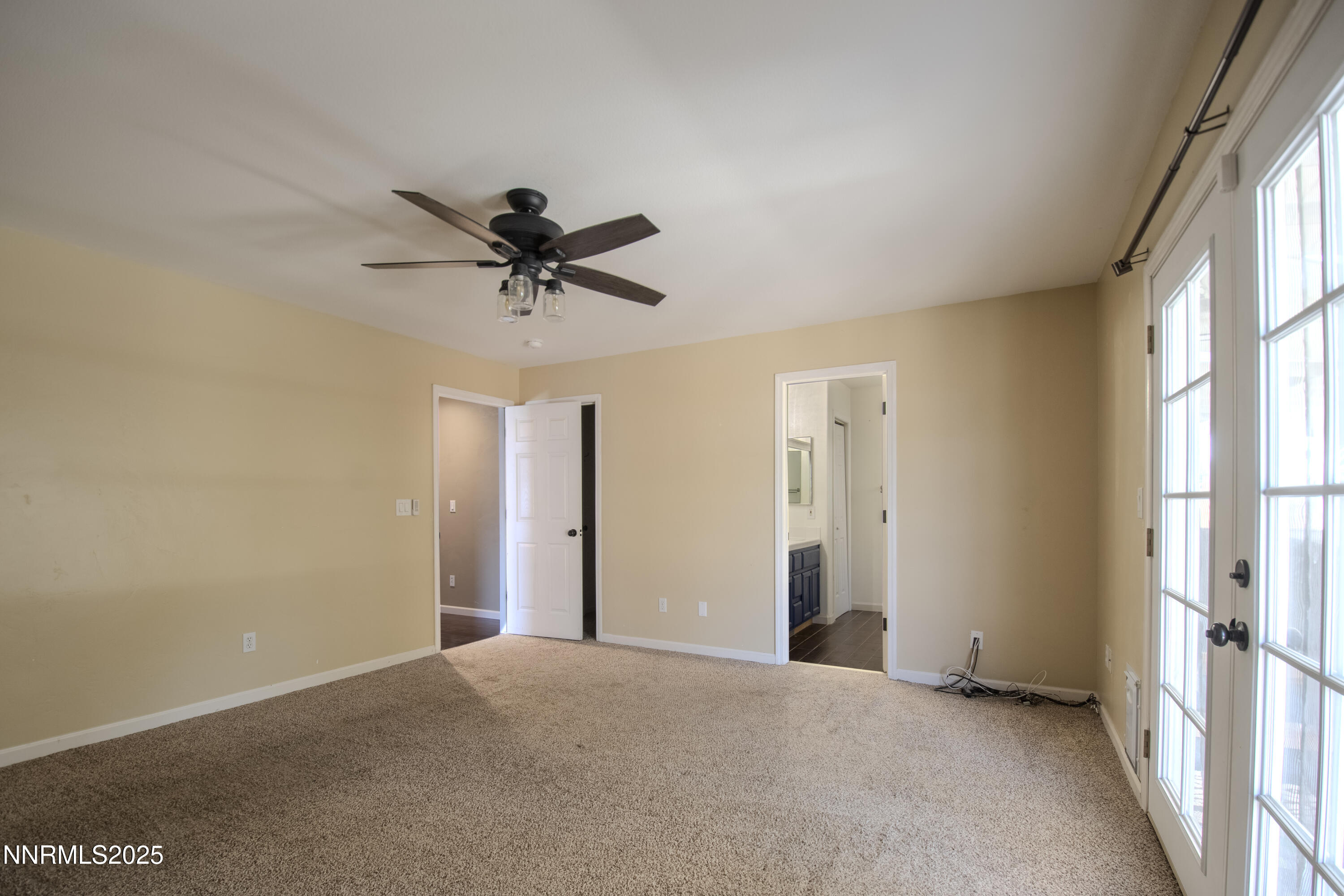 763 Canary Circle Property Photo 22