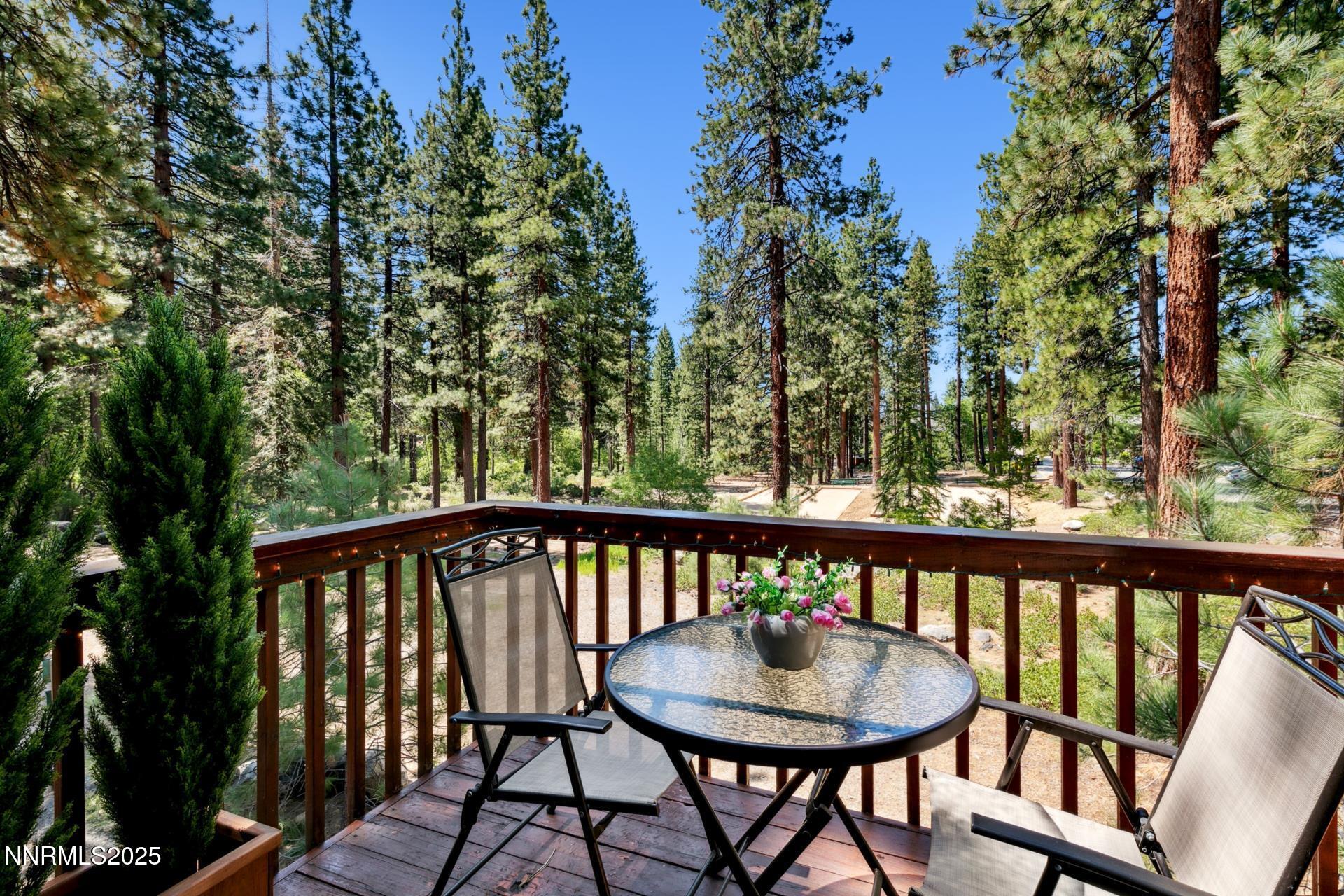 989 Tahoe Boulevard Property Photo 13