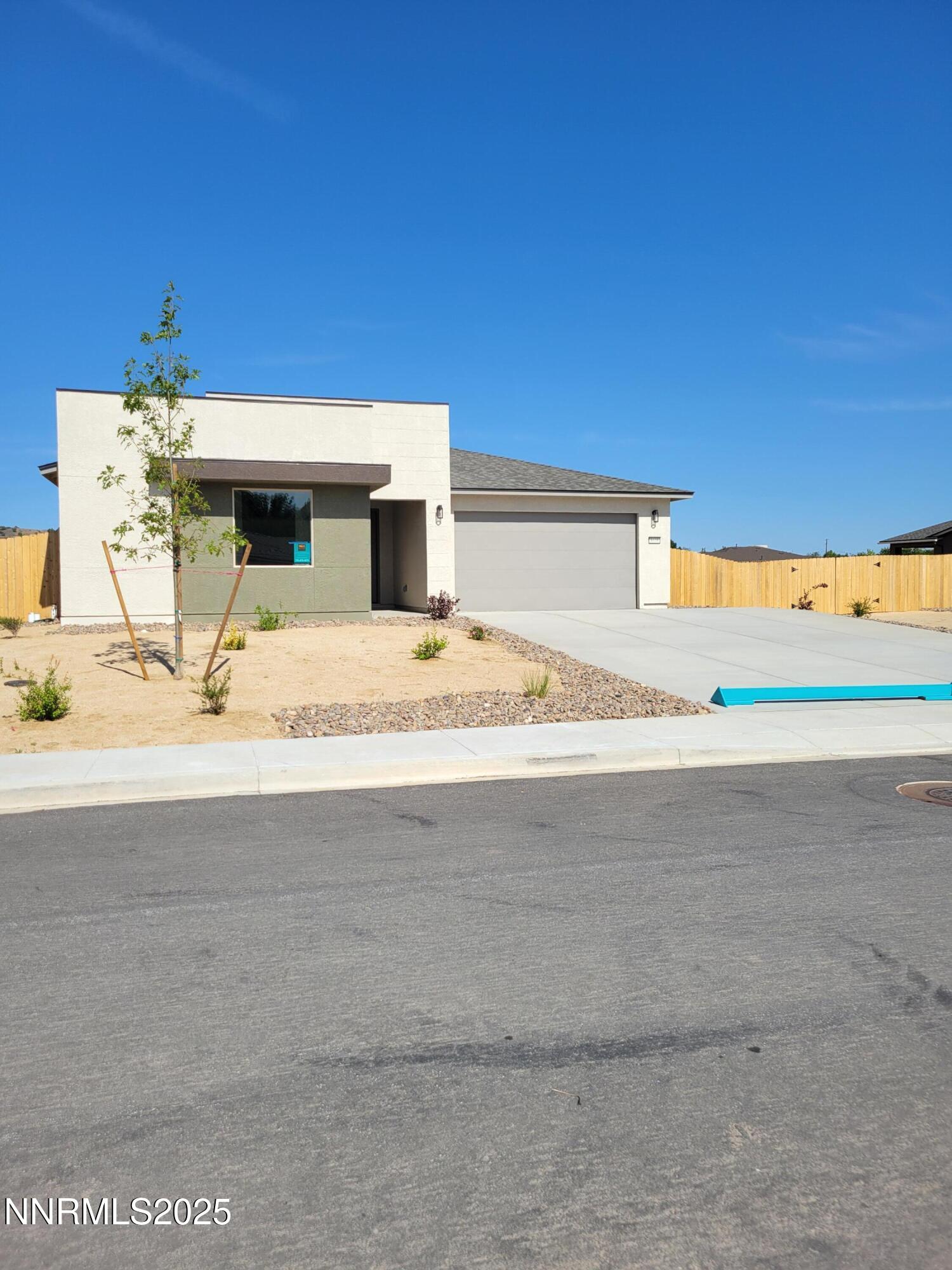 8608 Crandell Drive Property Photo 1