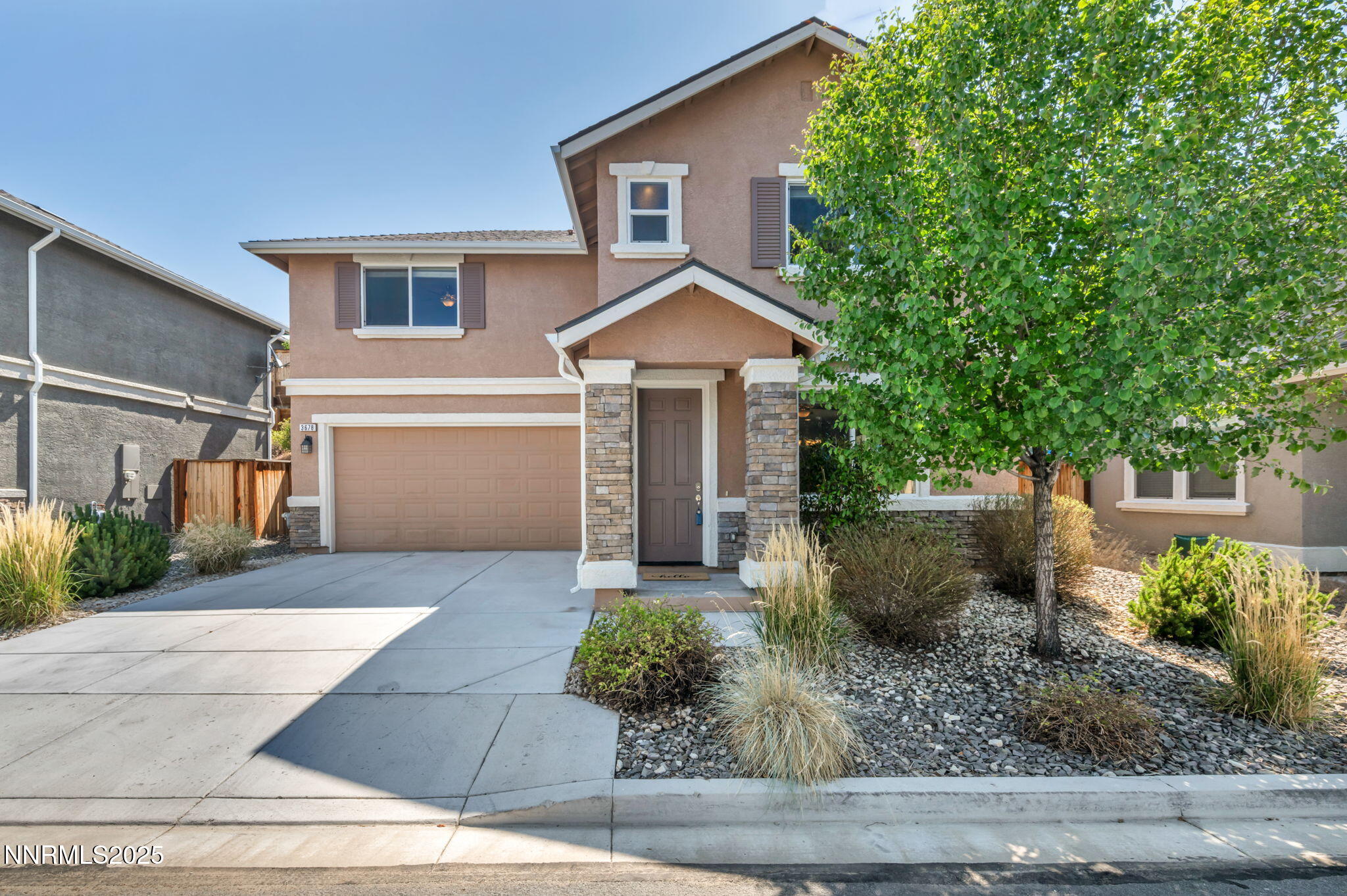 3678 Hollywood Park Drive Property Photo 1