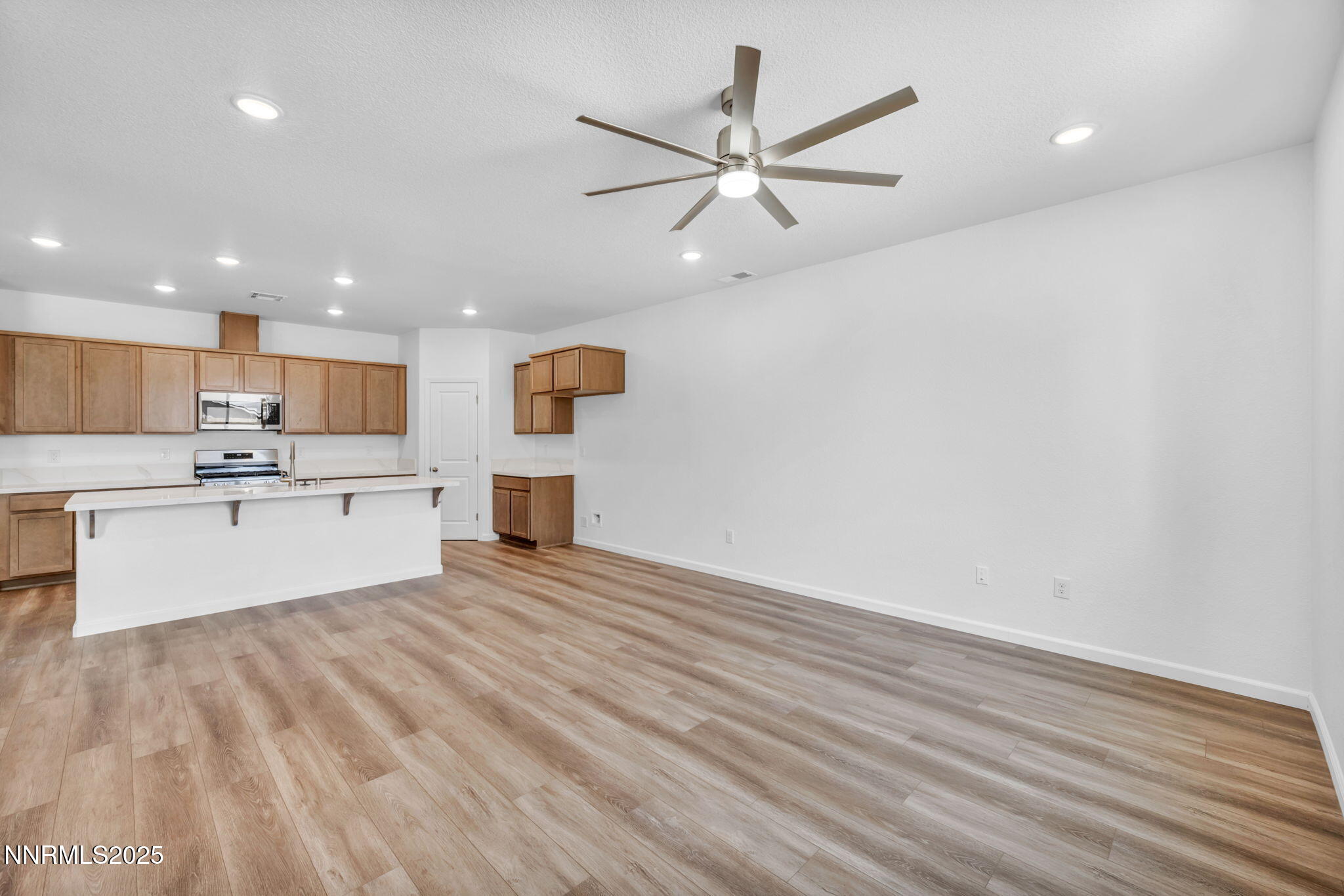 3297 Hadley Street Property Photo 4