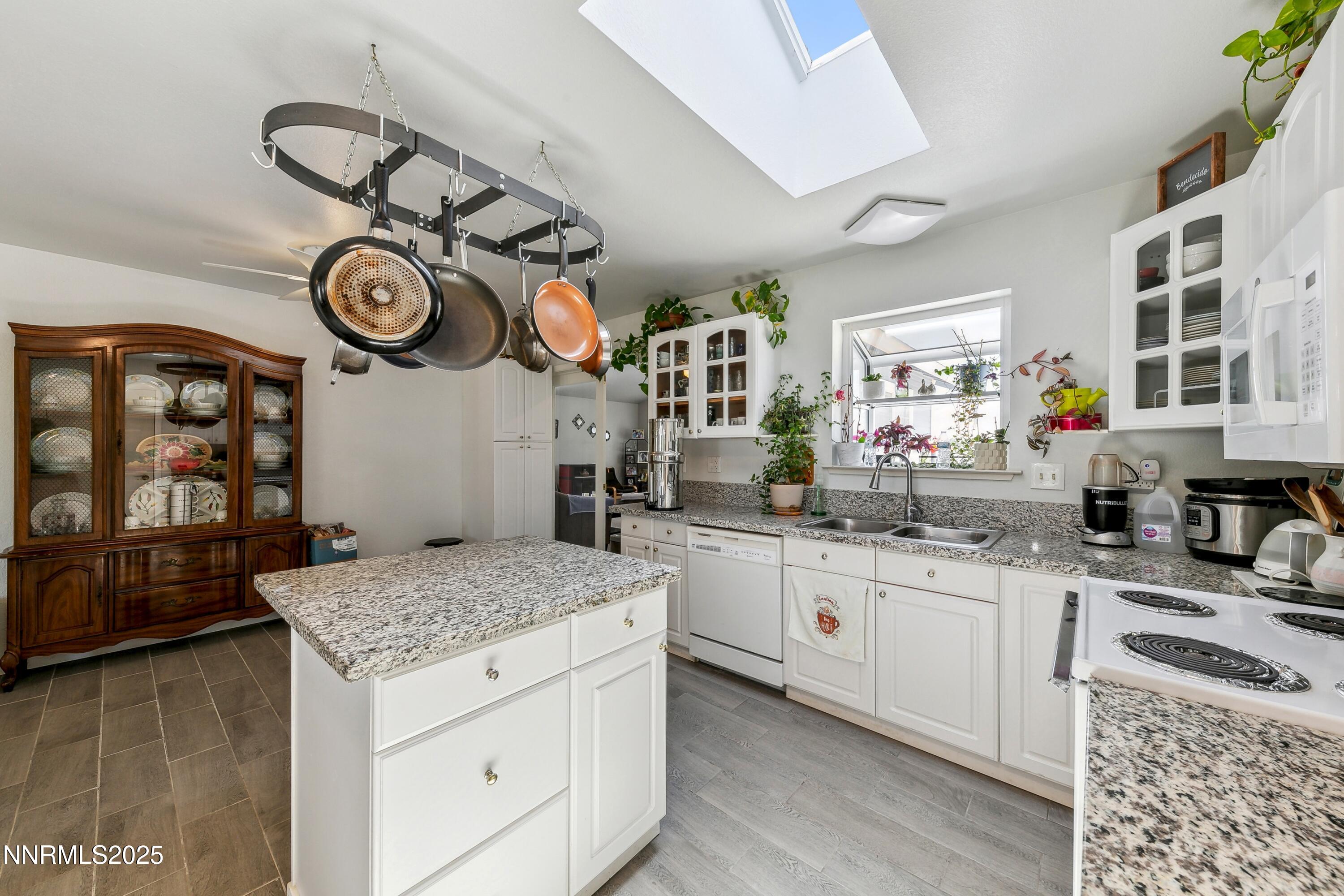 21 Fox Lane Property Photo 2