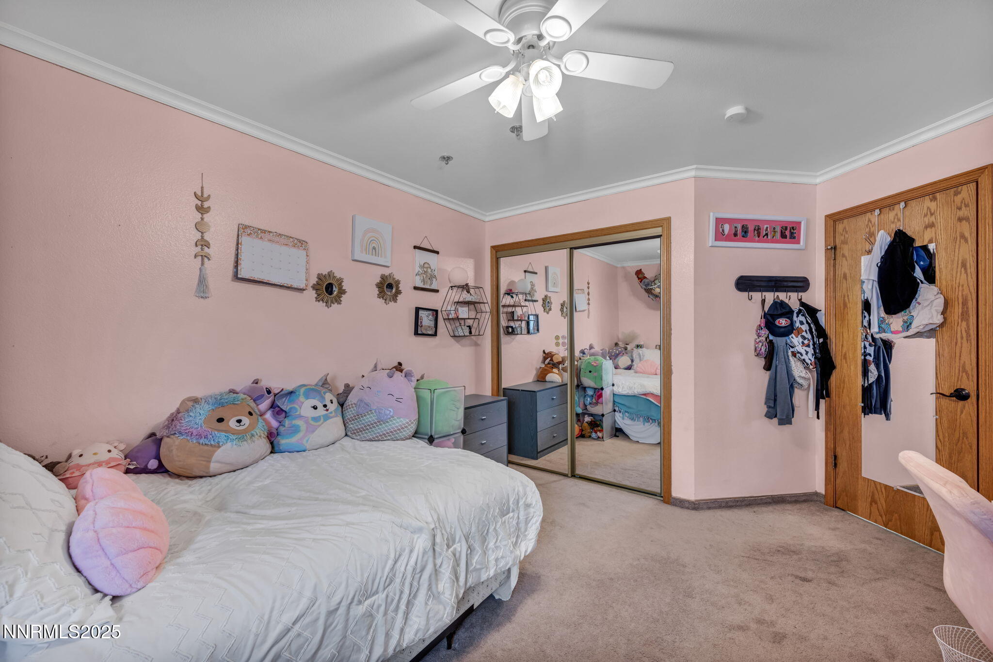 5595 Kluncy Canyon Road Property Photo 27