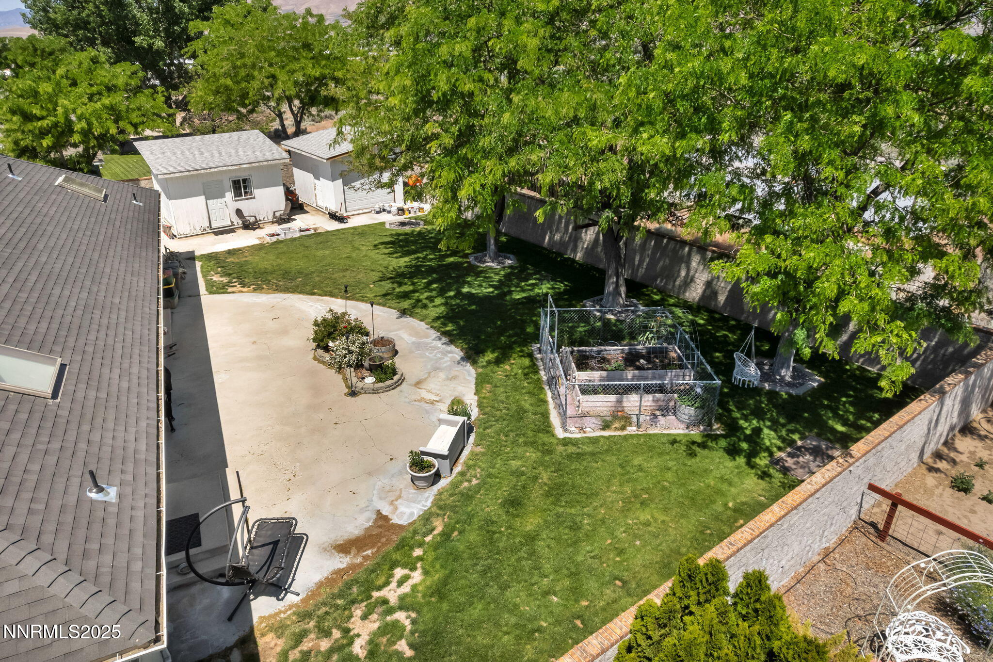 5595 Kluncy Canyon Road Property Photo 38
