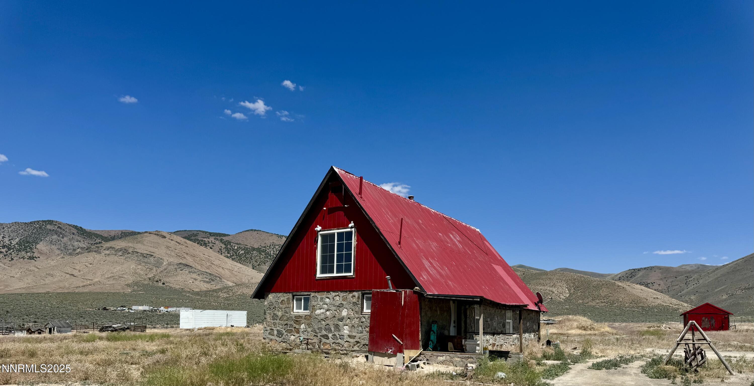 13995 Grass Valley Road Property Photo 1