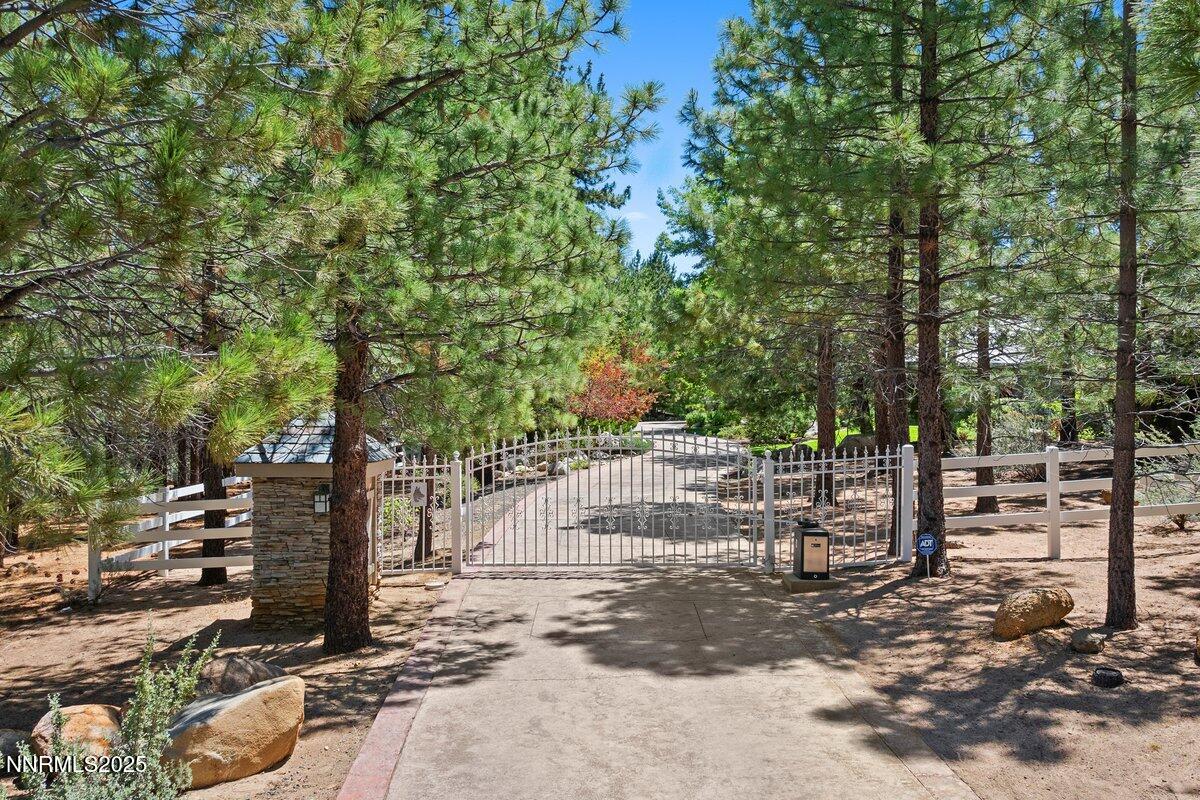 7123 Franktown Road Property Photo 4