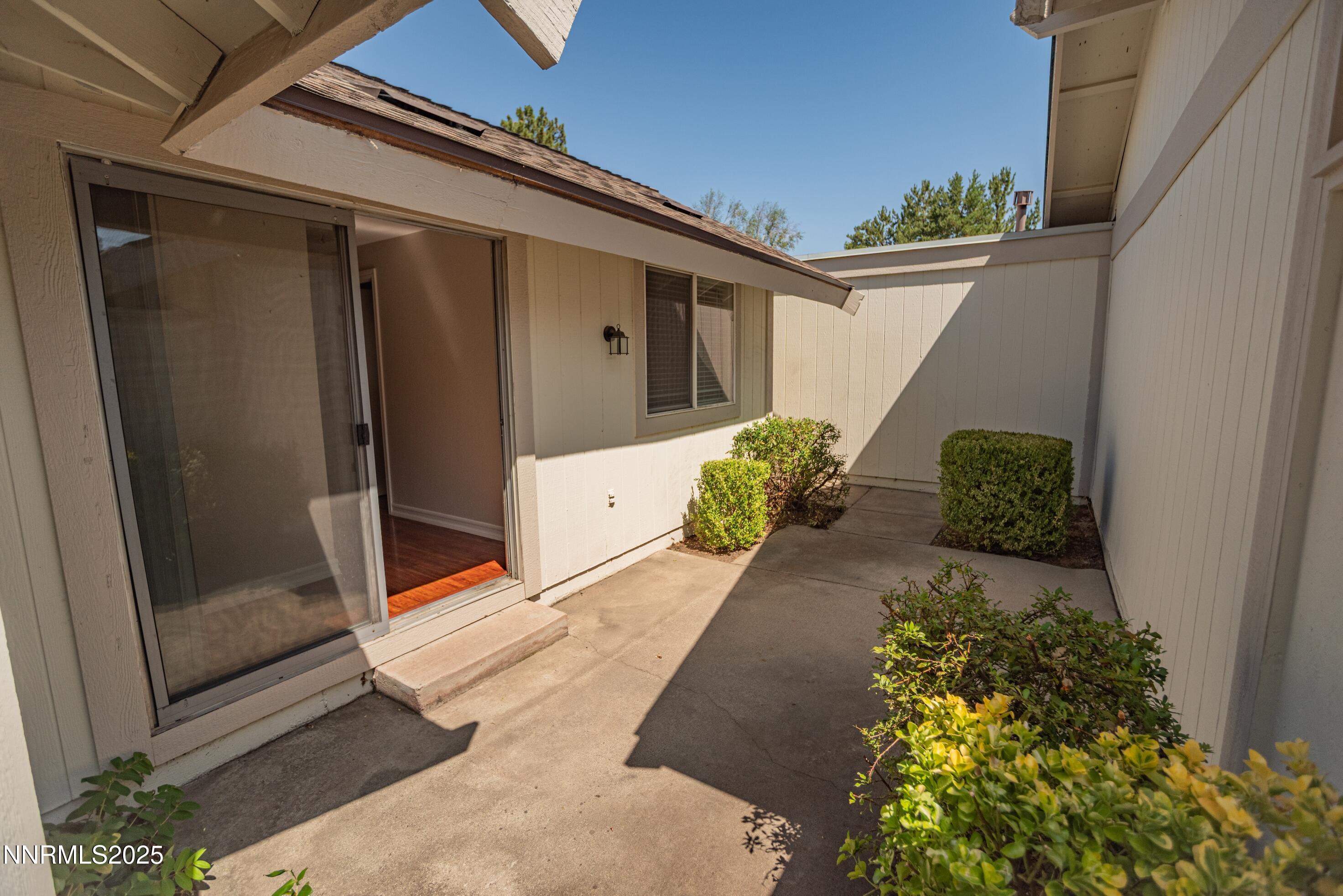 1169 Wagon Wheel Circle Property Photo 18