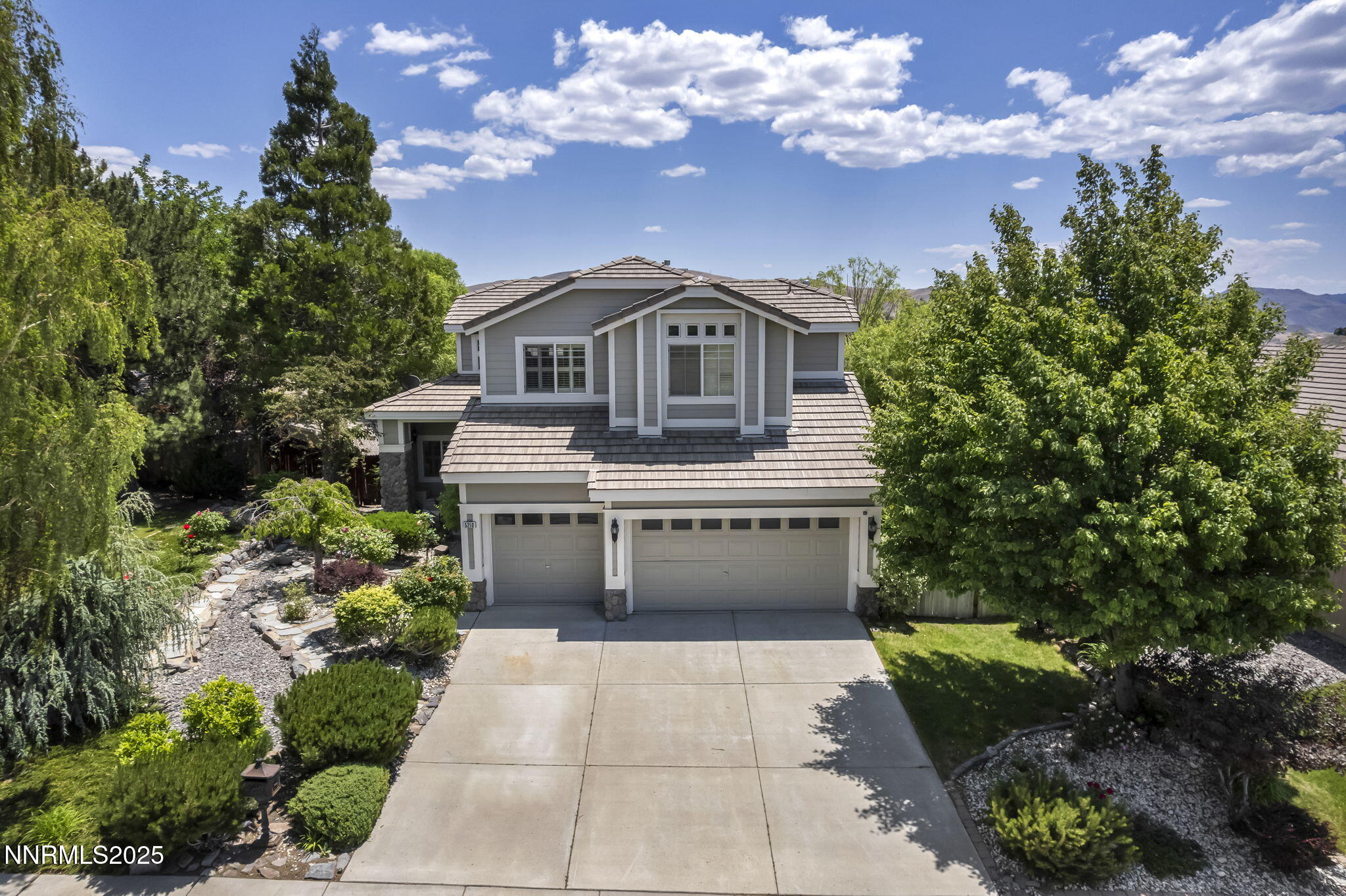 5210 Mesa Verde Drive Property Photo 1