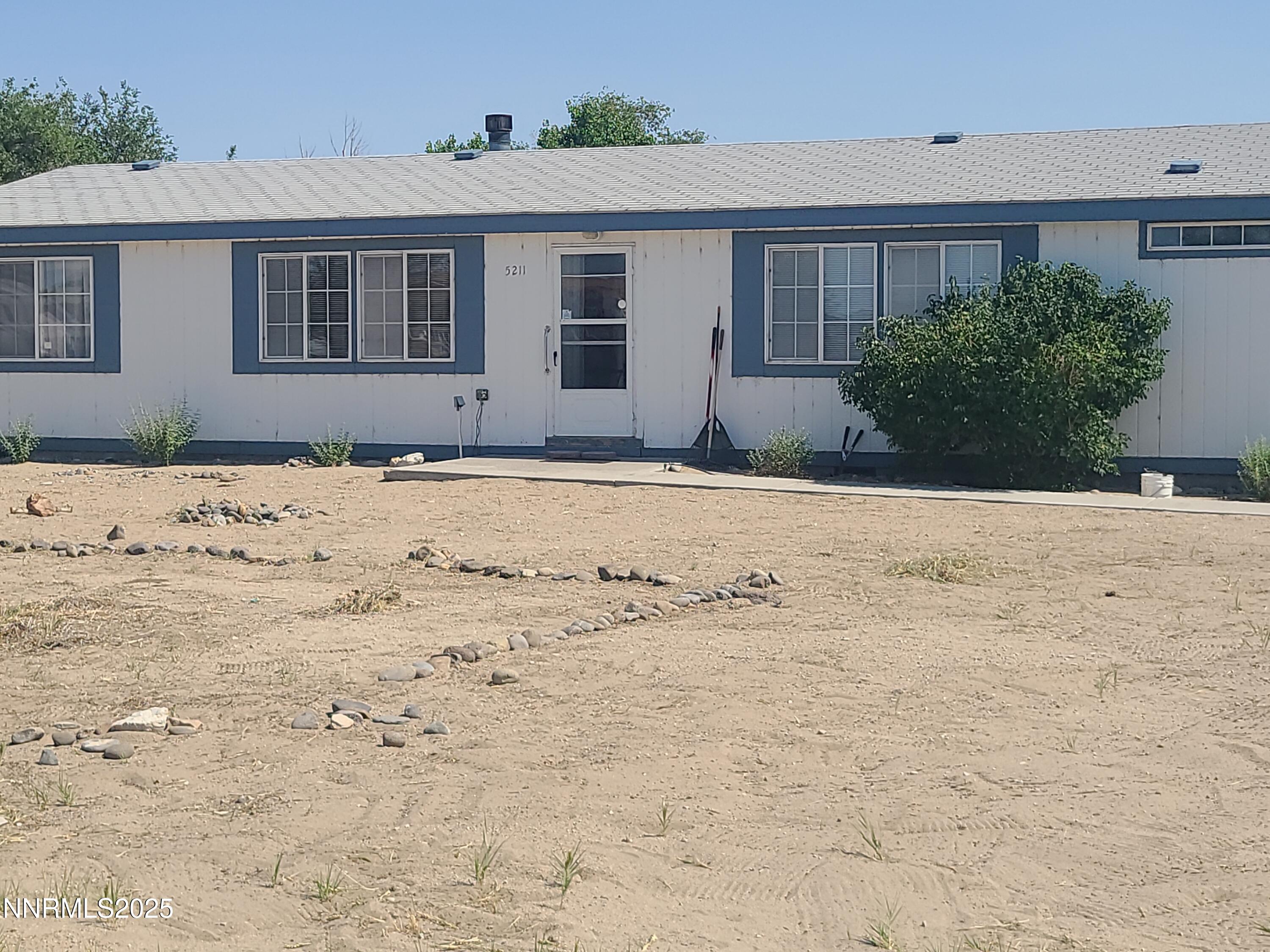 5211 Vanessa Drive Property Photo 1