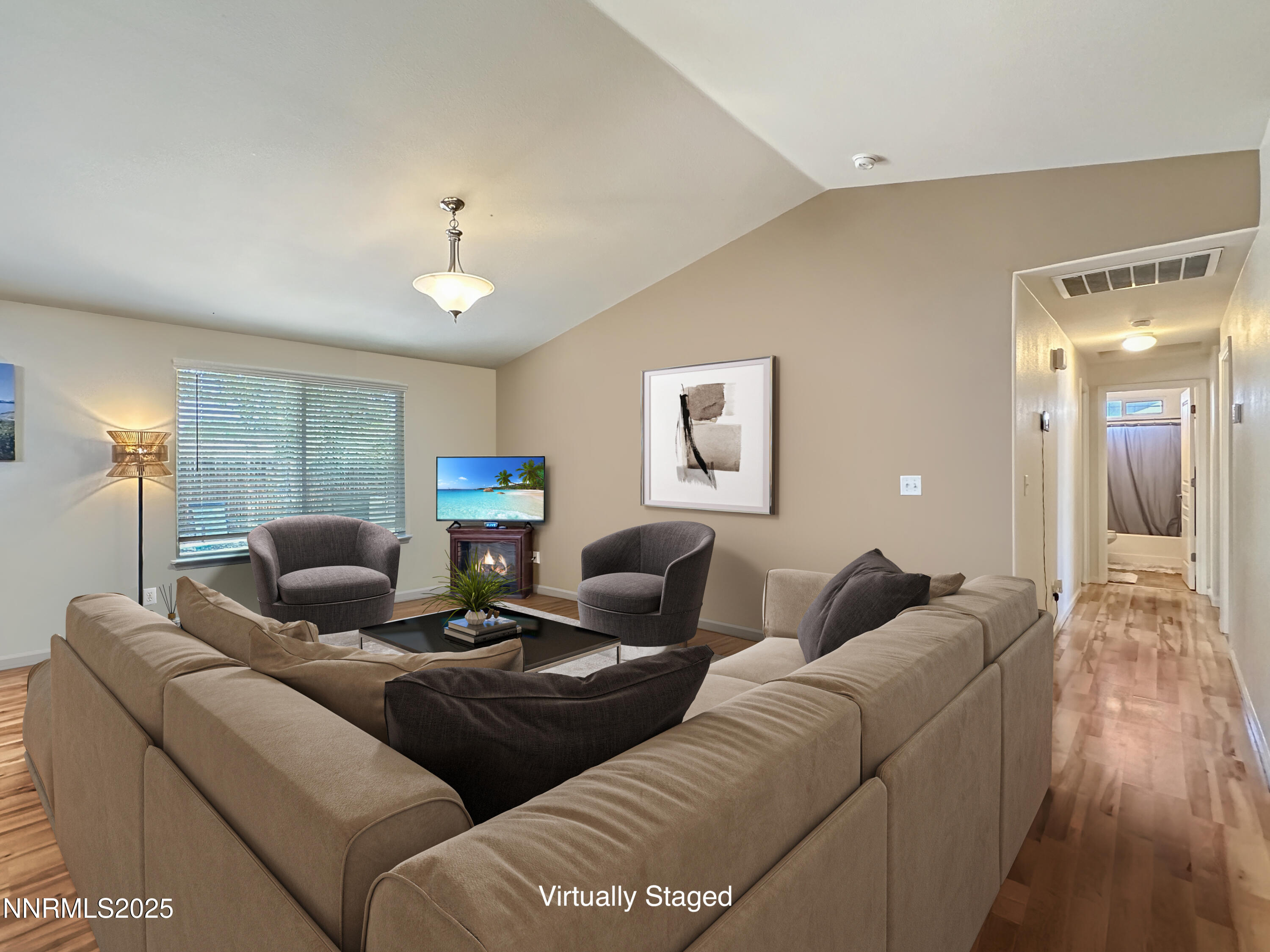 2657 Elizabeth Parkway Property Photo 4