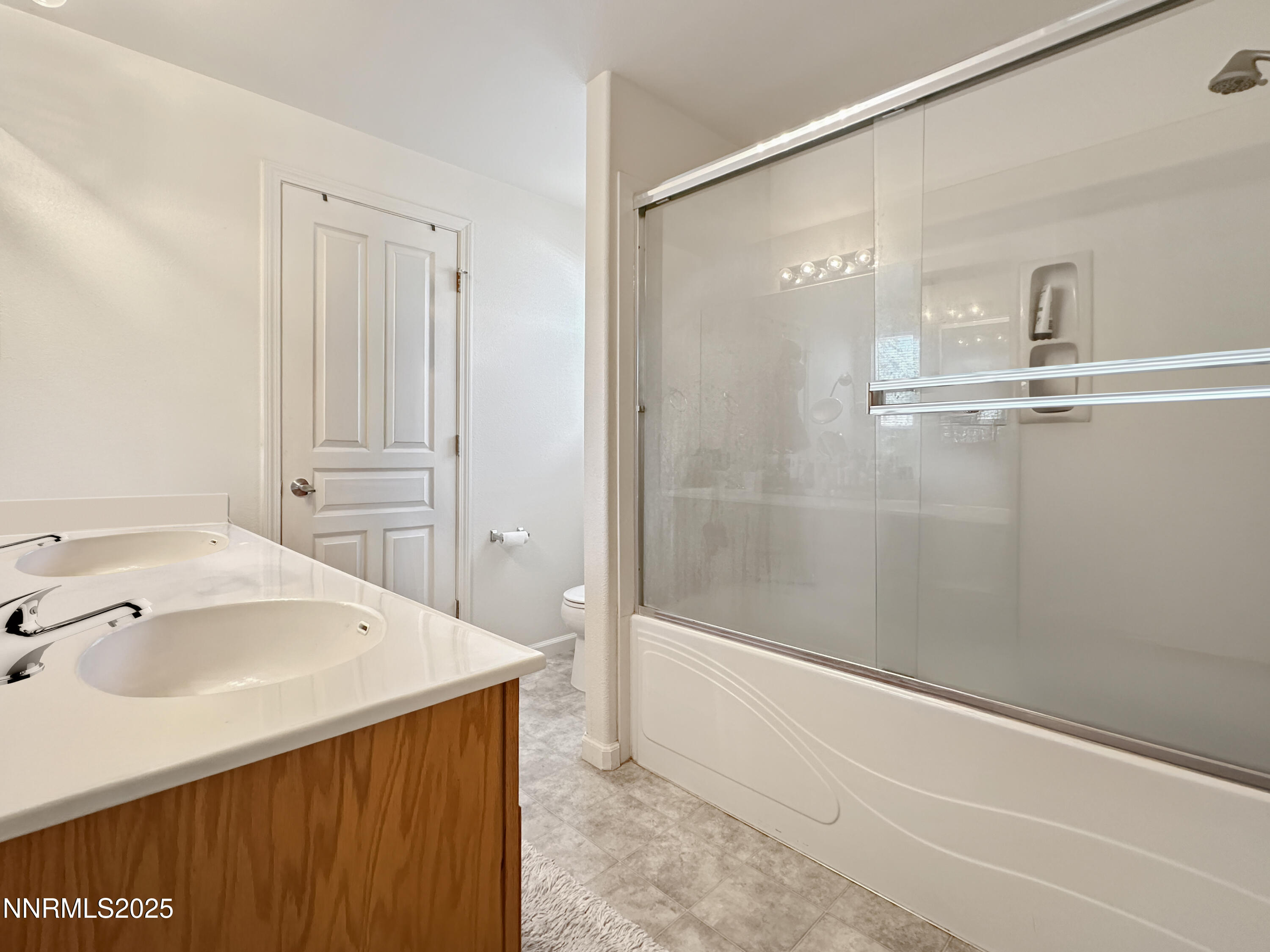 2657 Elizabeth Parkway Property Photo 7