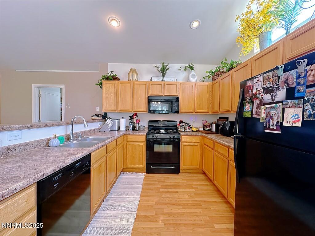 2657 Elizabeth Parkway Property Photo 15