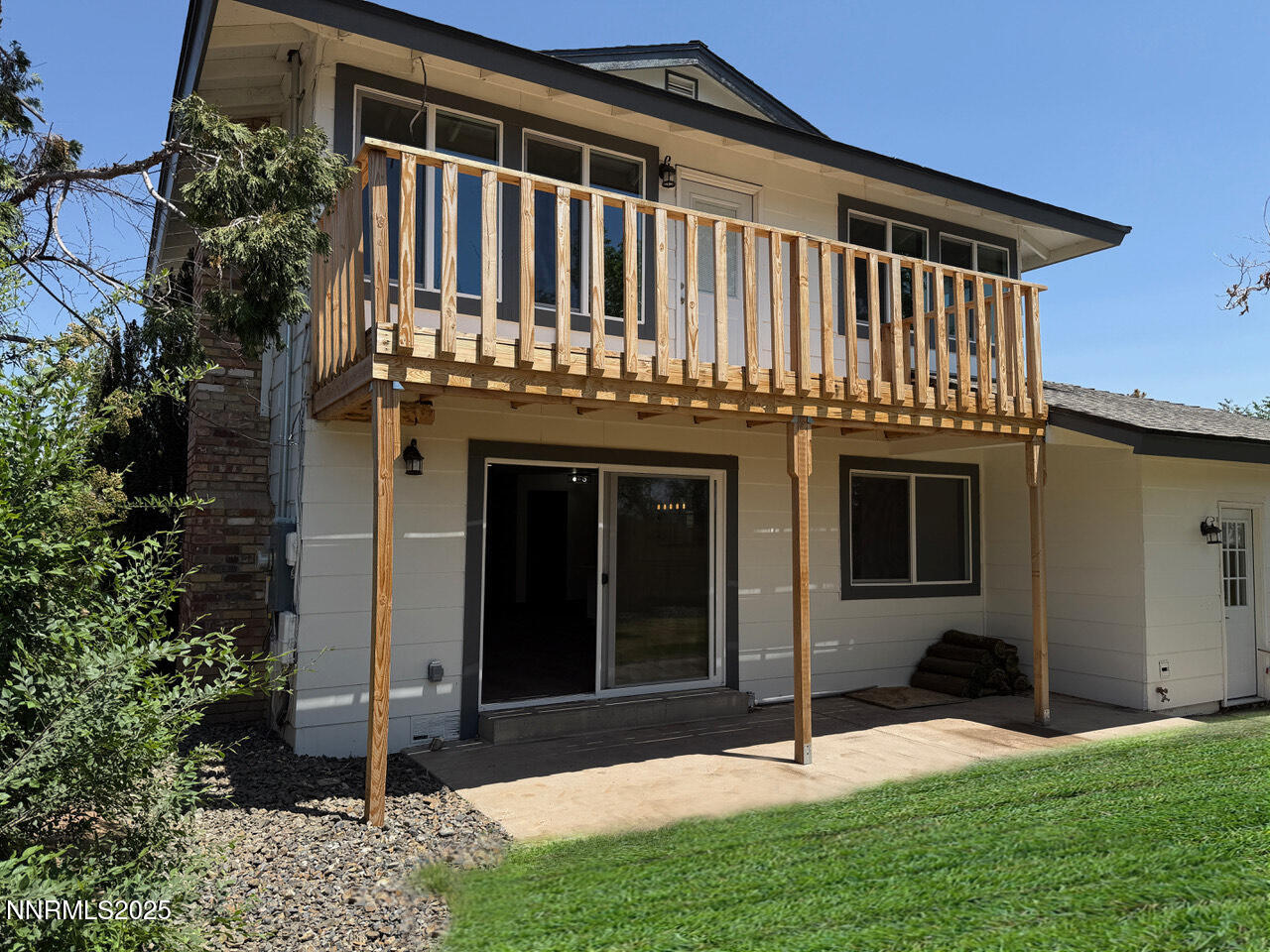 400 N Tarn Way Property Photo 12