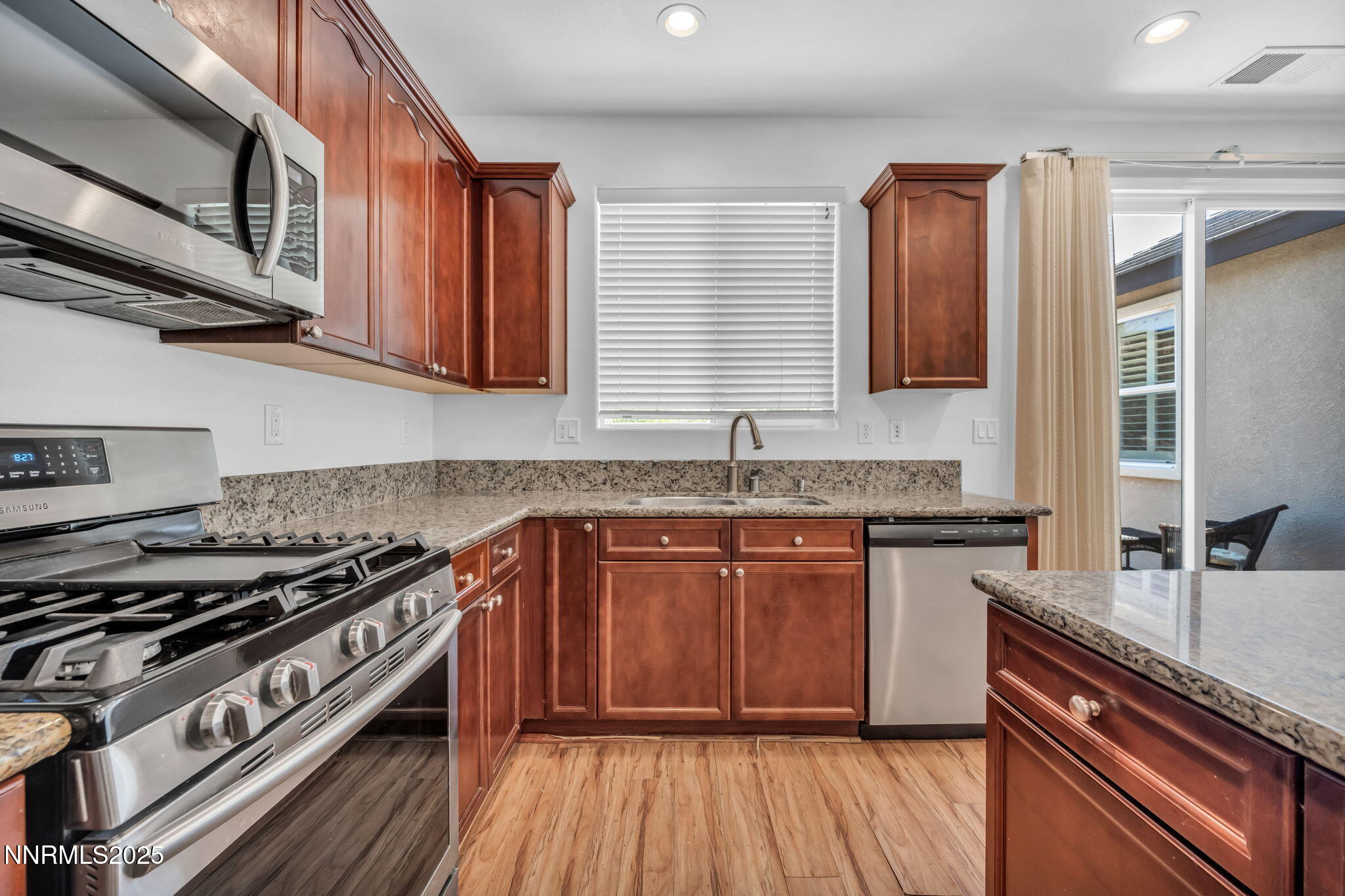 5310 Healing Stone Court Property Photo 4