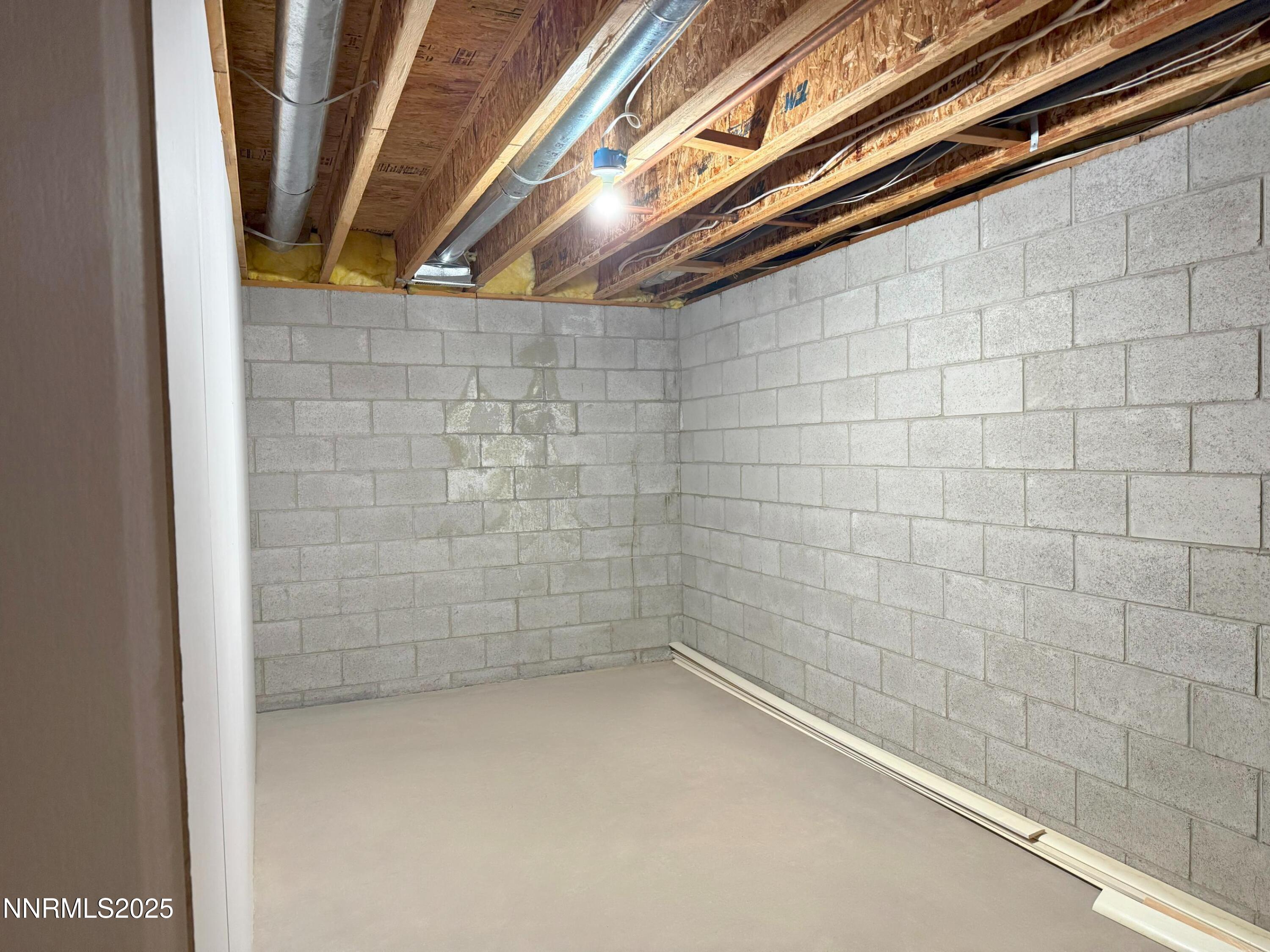 2092 Colonial Drive Property Photo 28