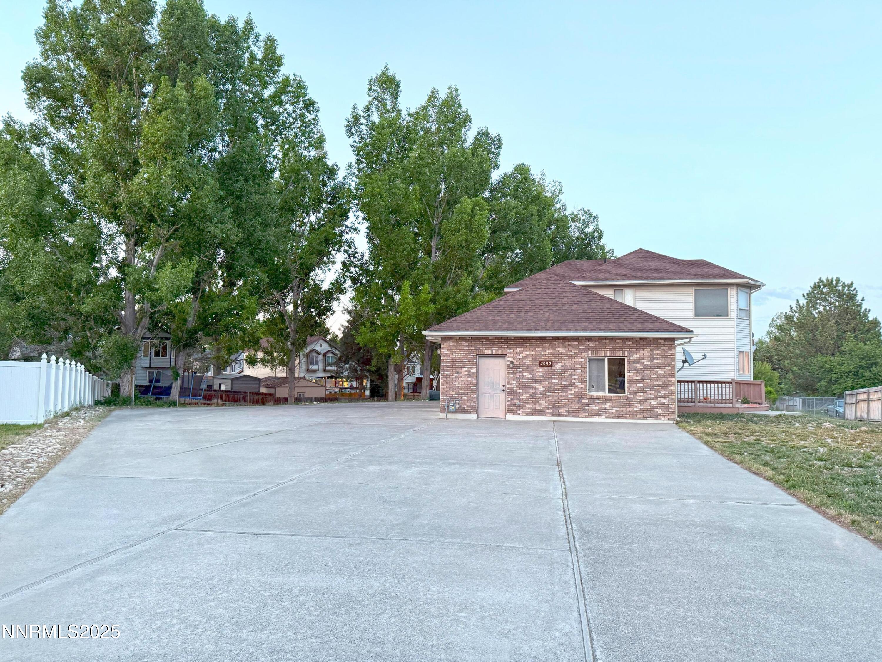 2092 Colonial Drive Property Photo 51