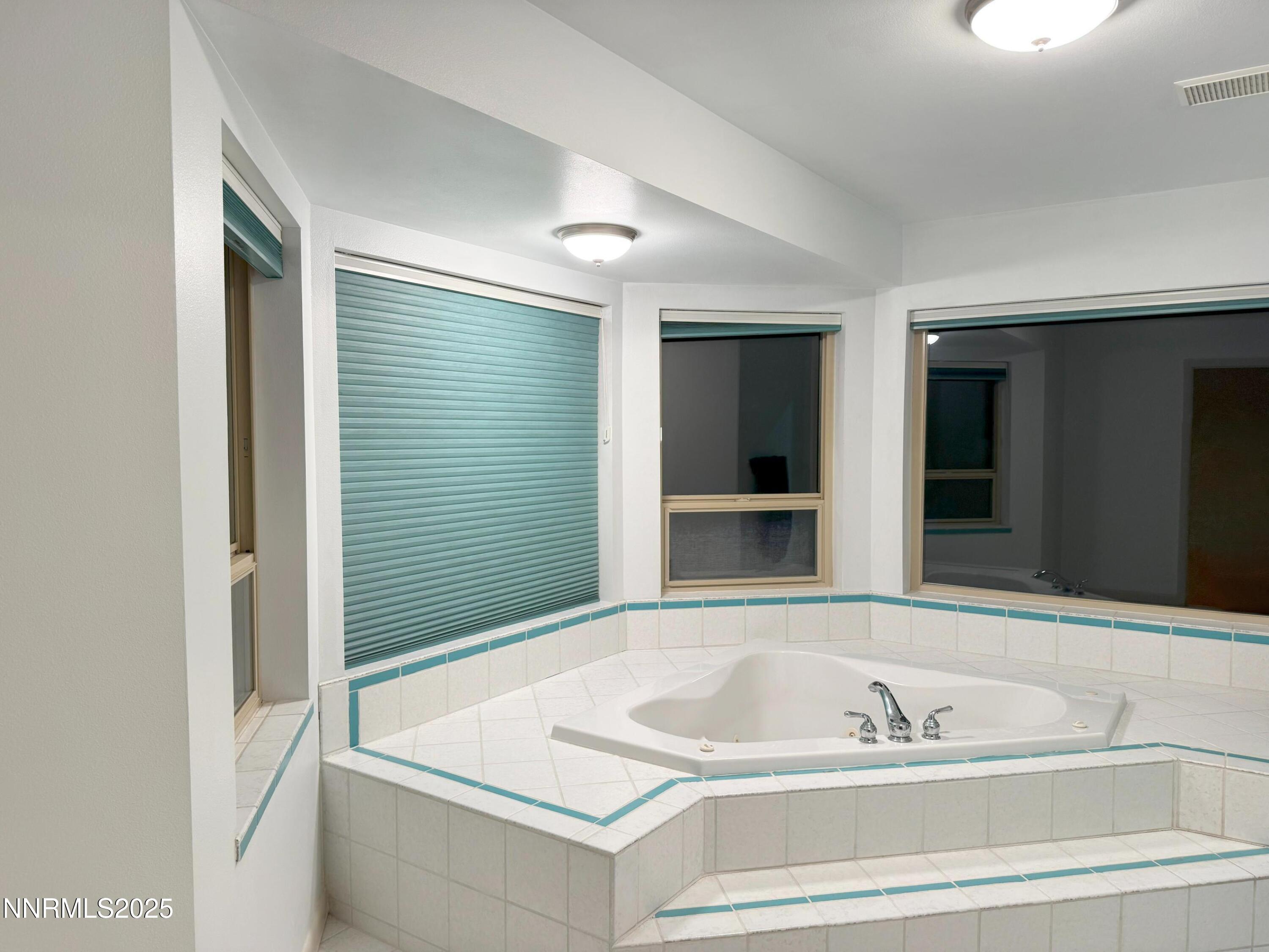 2092 Colonial Drive Property Photo 53