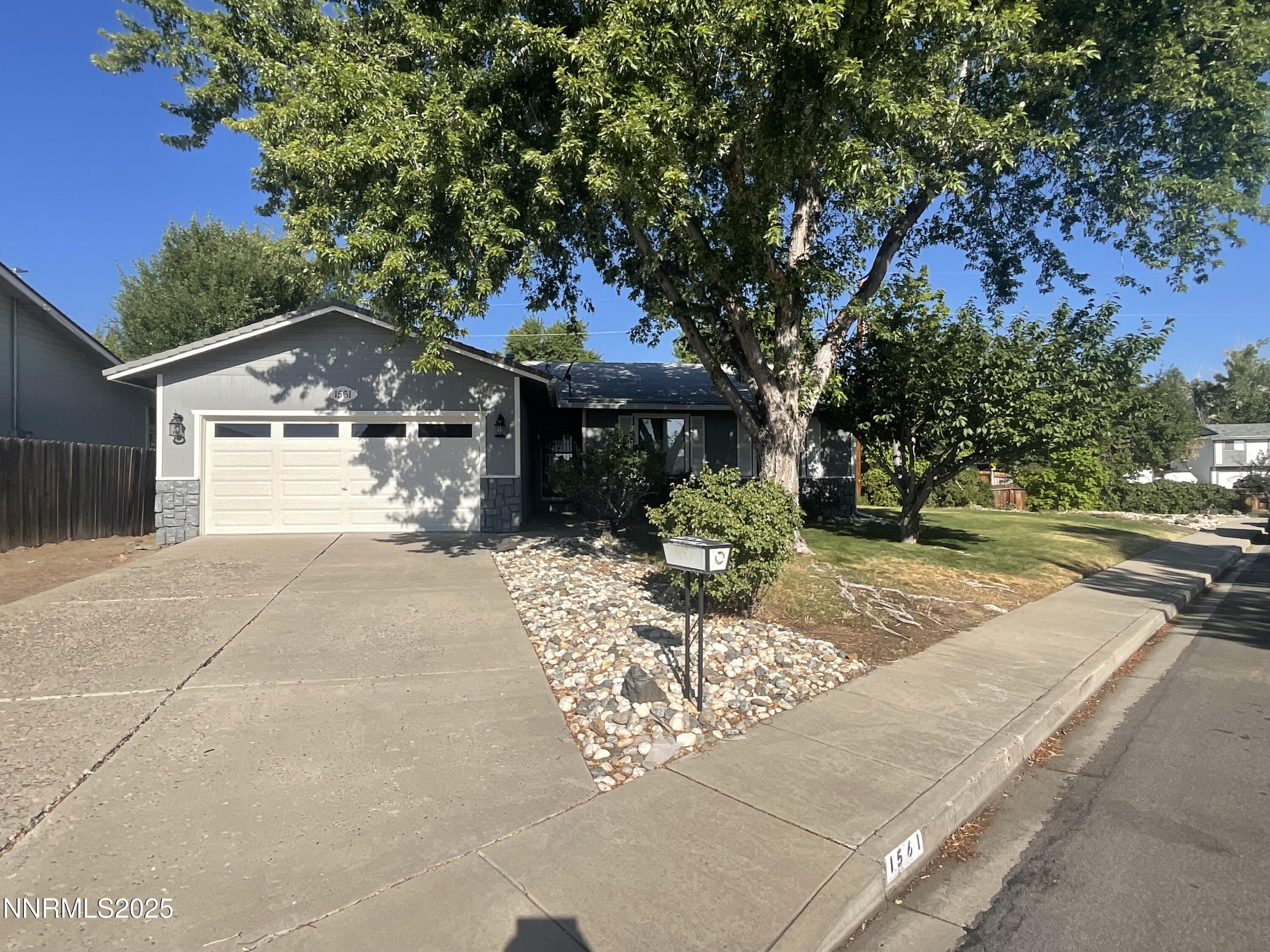 1561 Wyoming Court Property Photo 1
