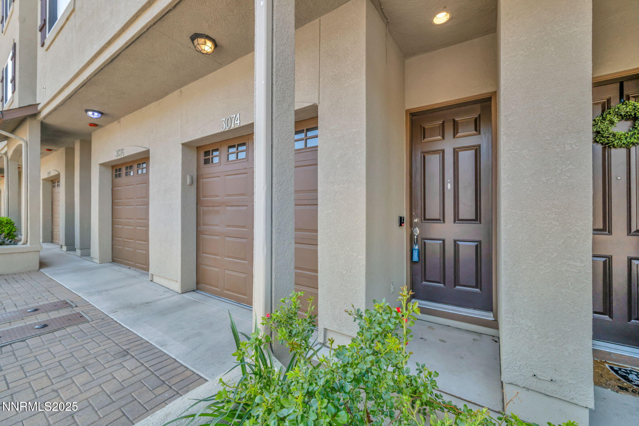 3074 Sterling Ridge Circle Property Photo 1