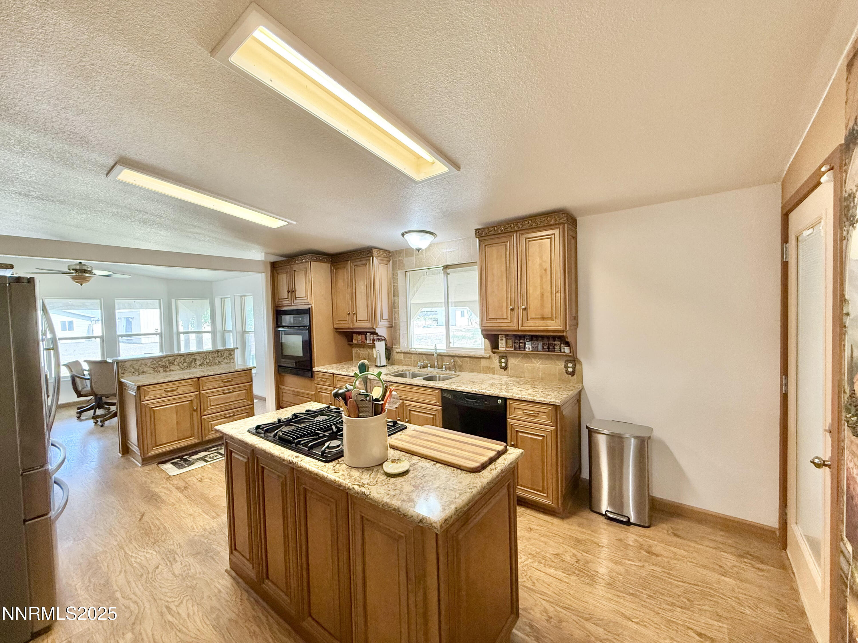 480 Kayci Avenue Property Photo 8