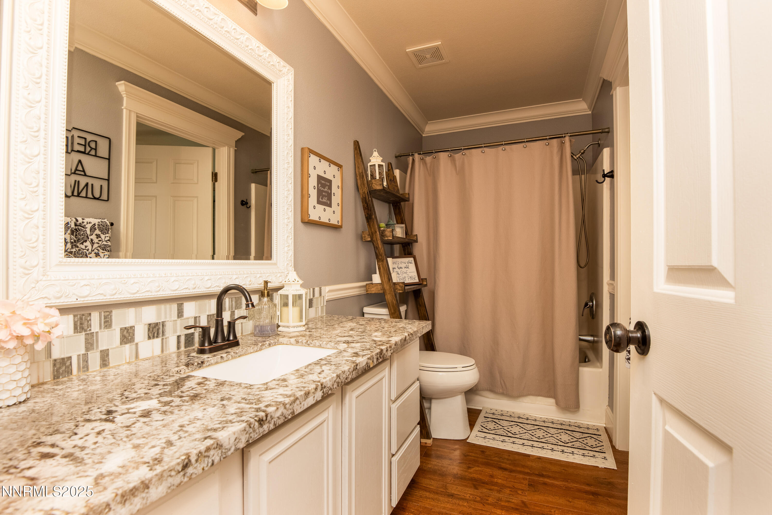 1131 Country Club Drive Property Photo 17