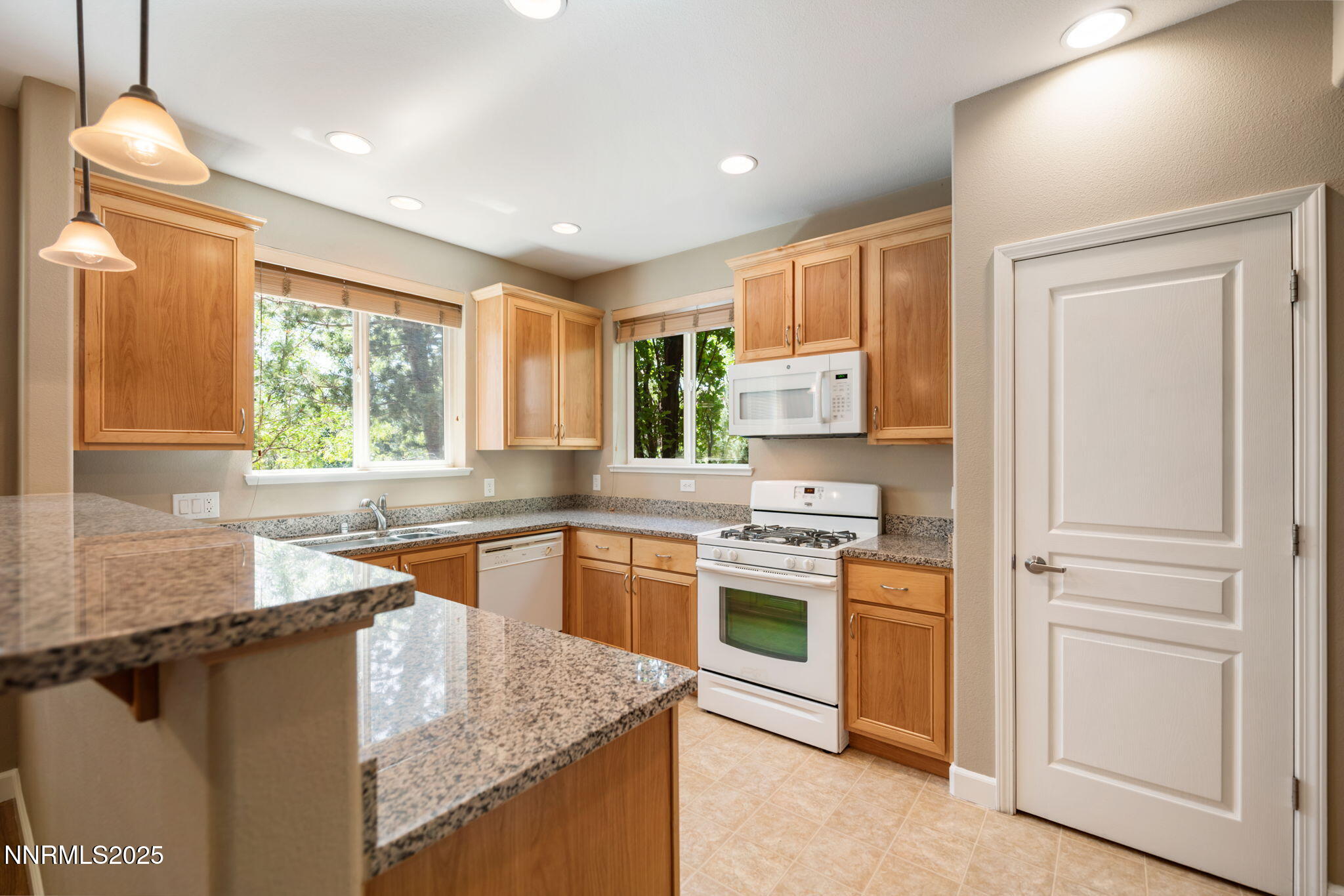 4841 Bougainvillea Circle Property Photo 6