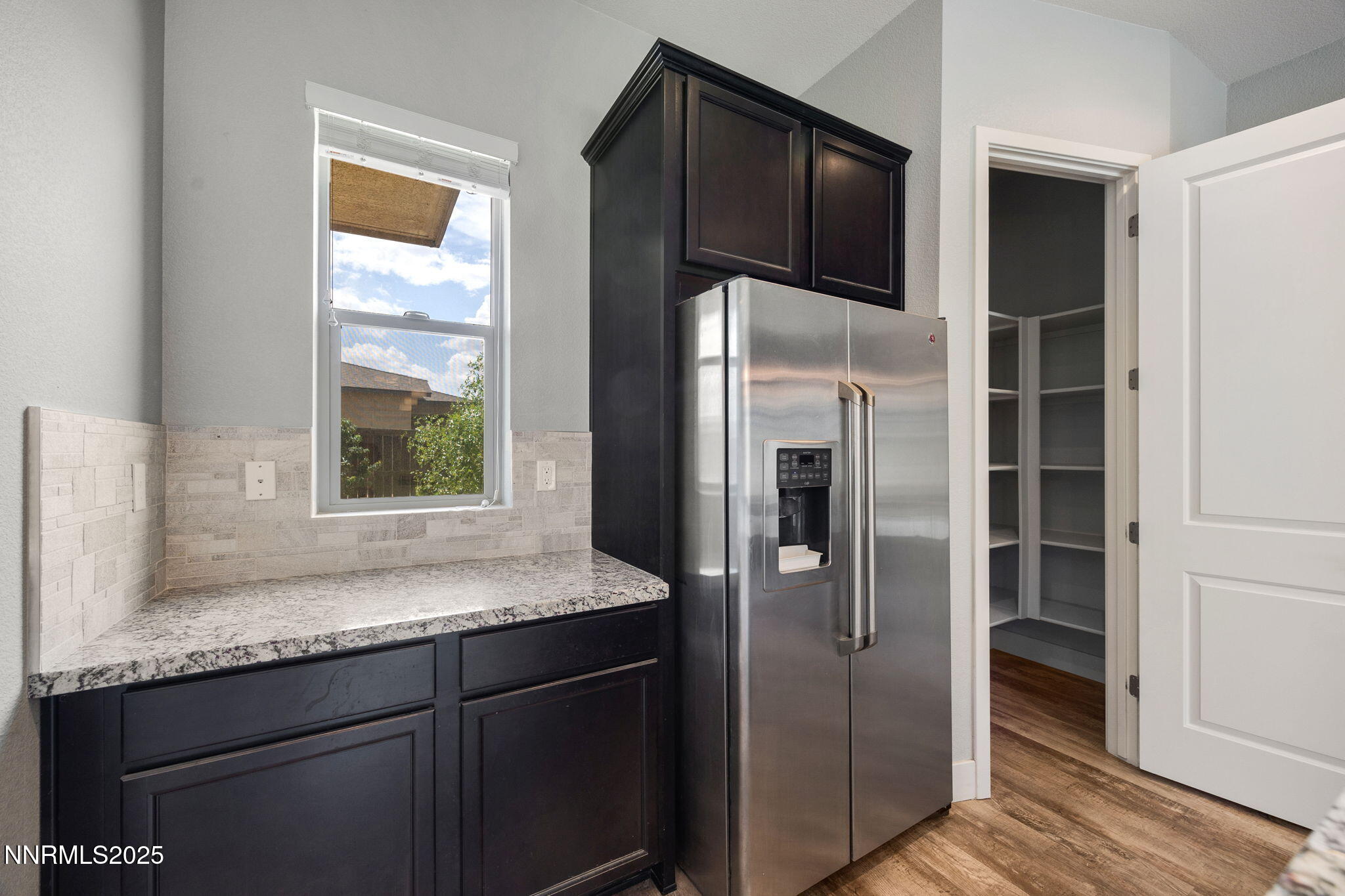 698 Raptor Way Property Photo 10