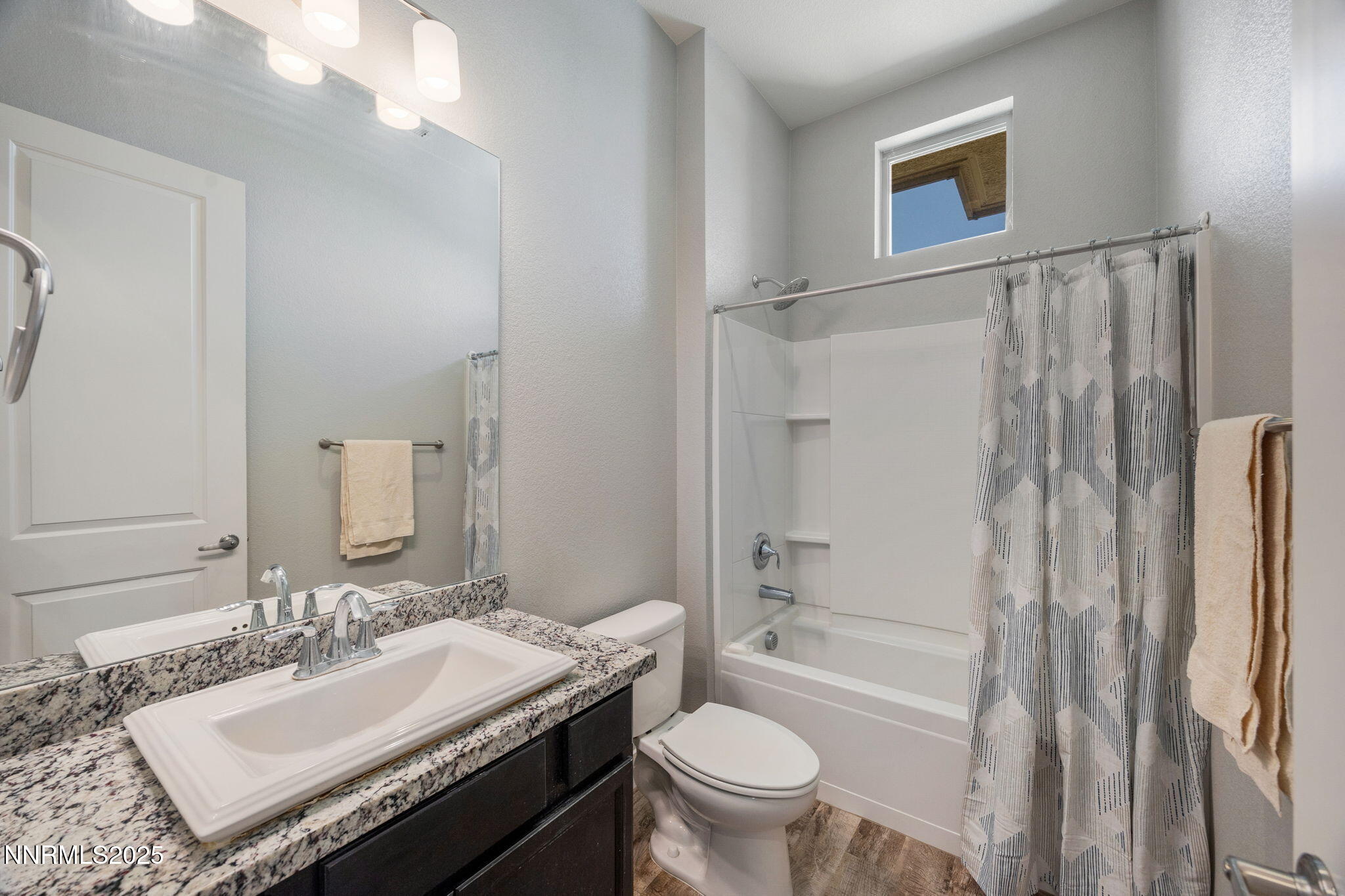 698 Raptor Way Property Photo 12