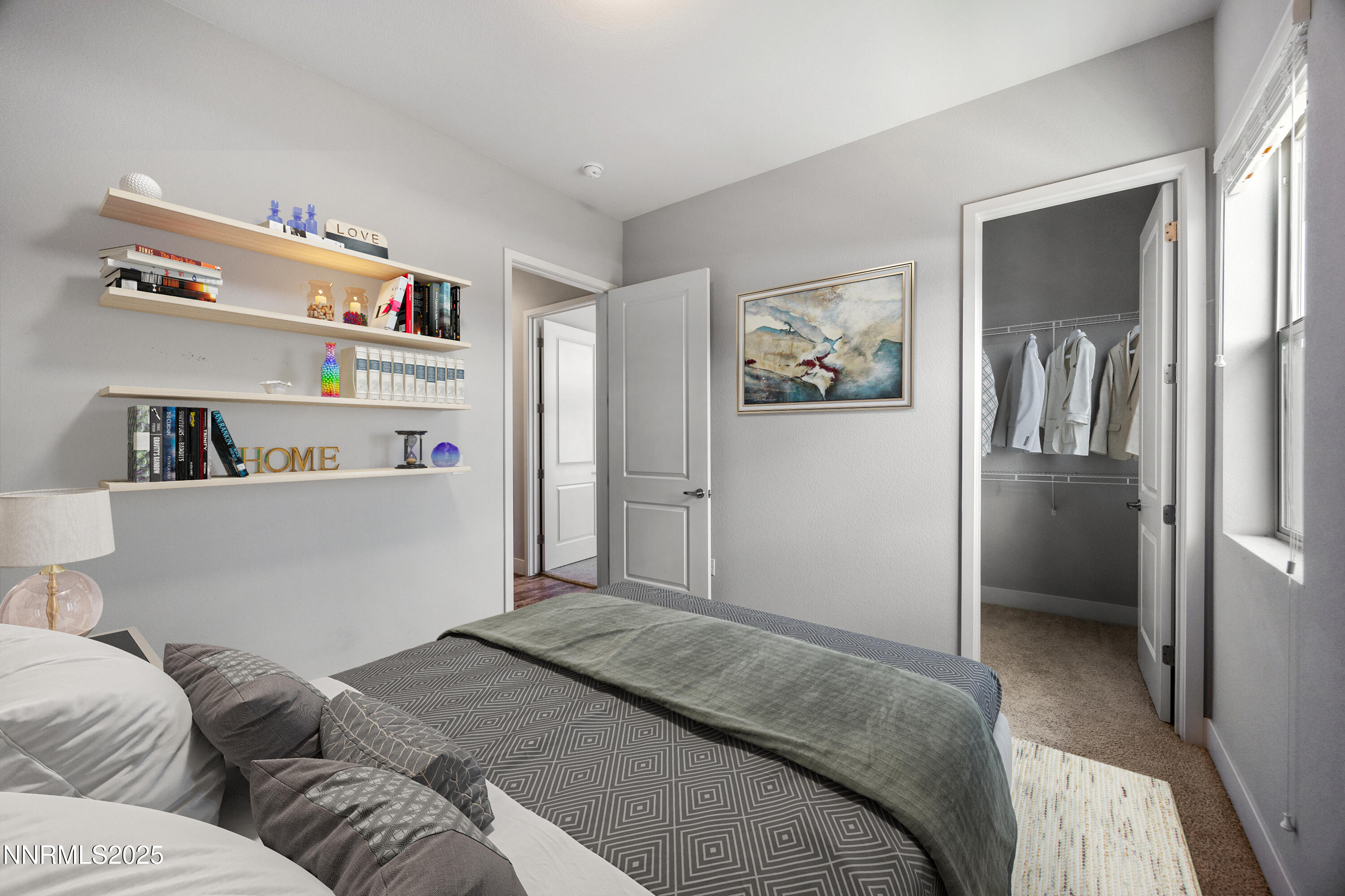 698 Raptor Way Property Photo 14