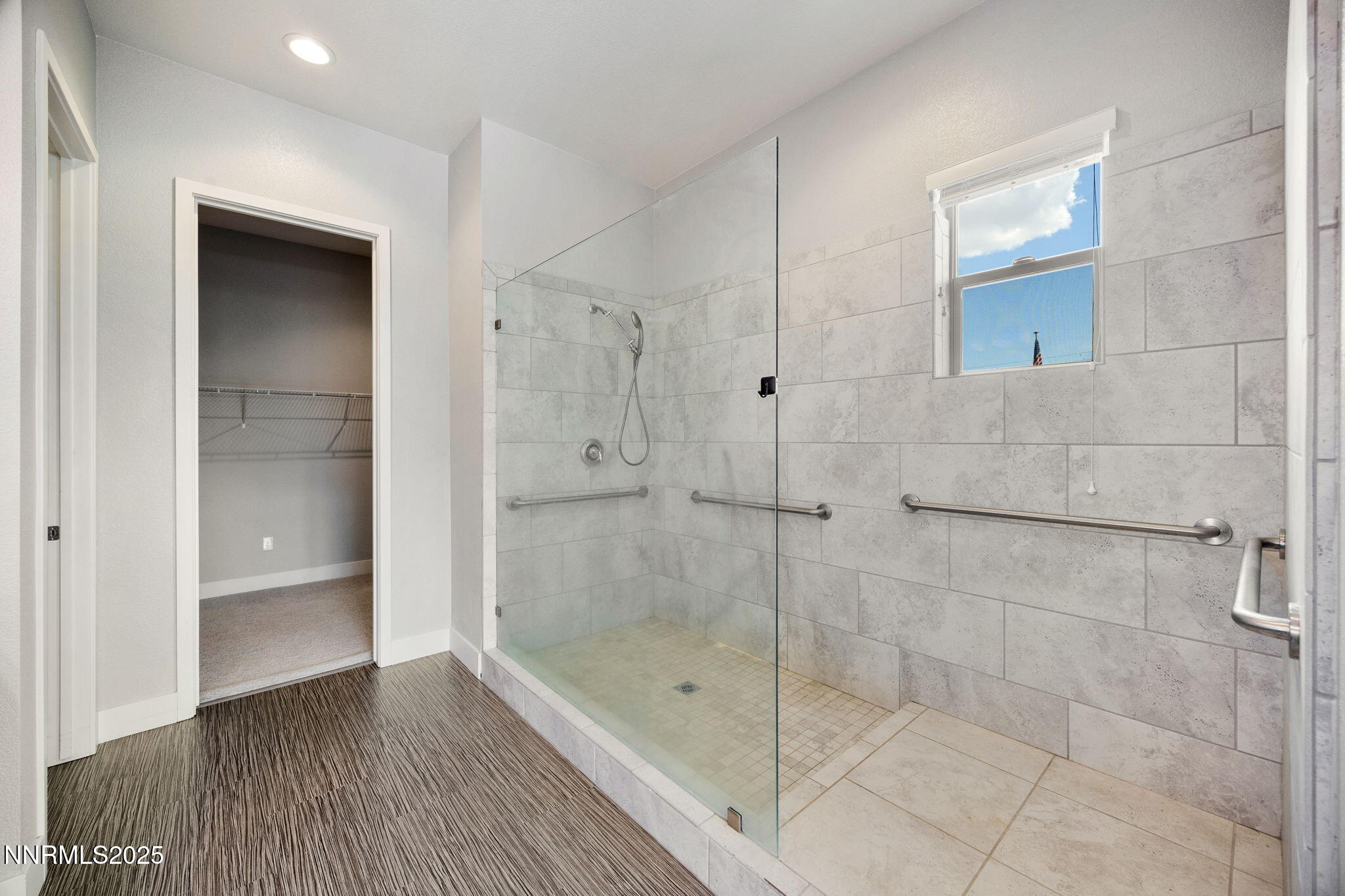 698 Raptor Way Property Photo 22