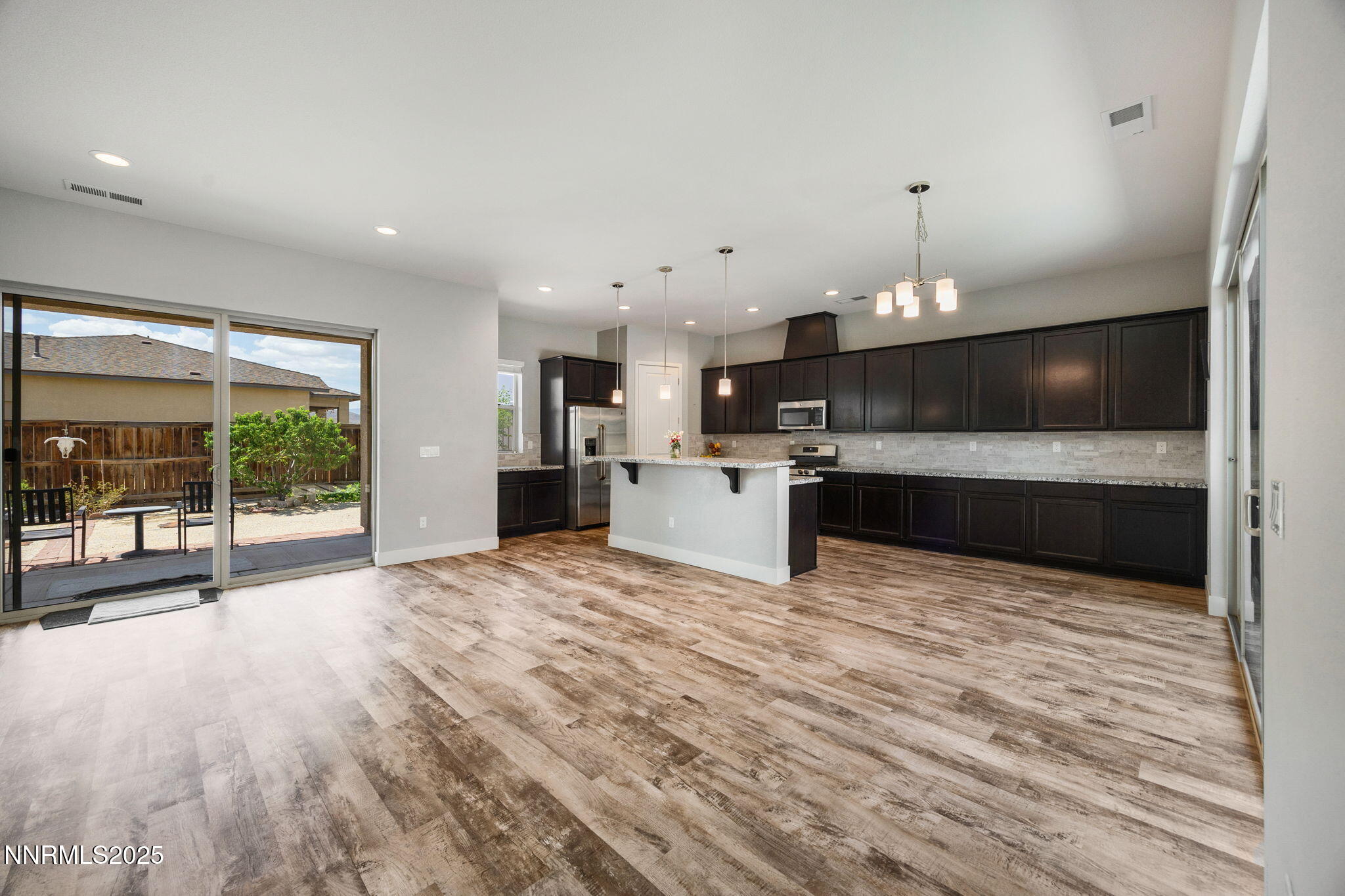 698 Raptor Way Property Photo 28