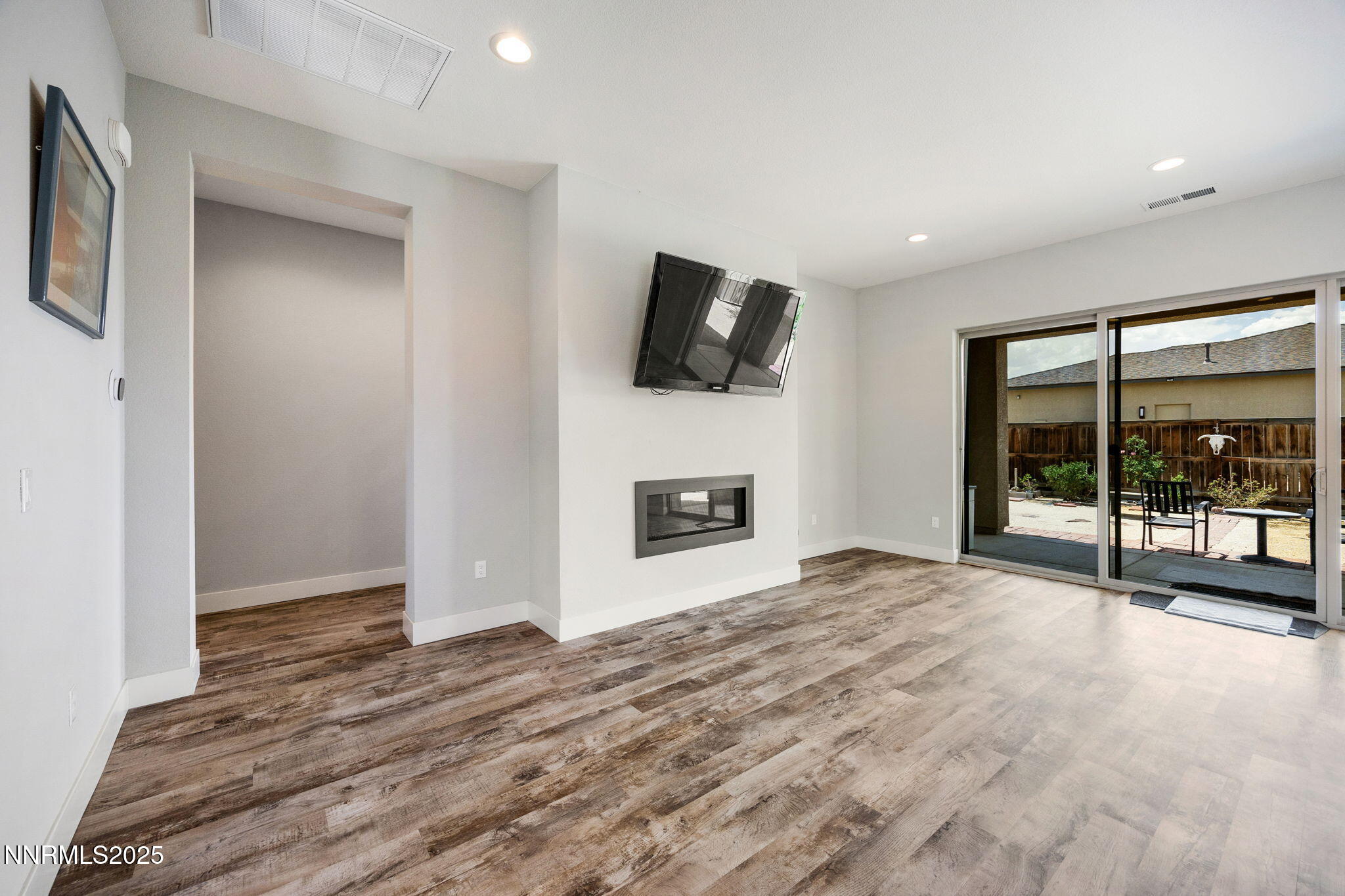 698 Raptor Way Property Photo 31