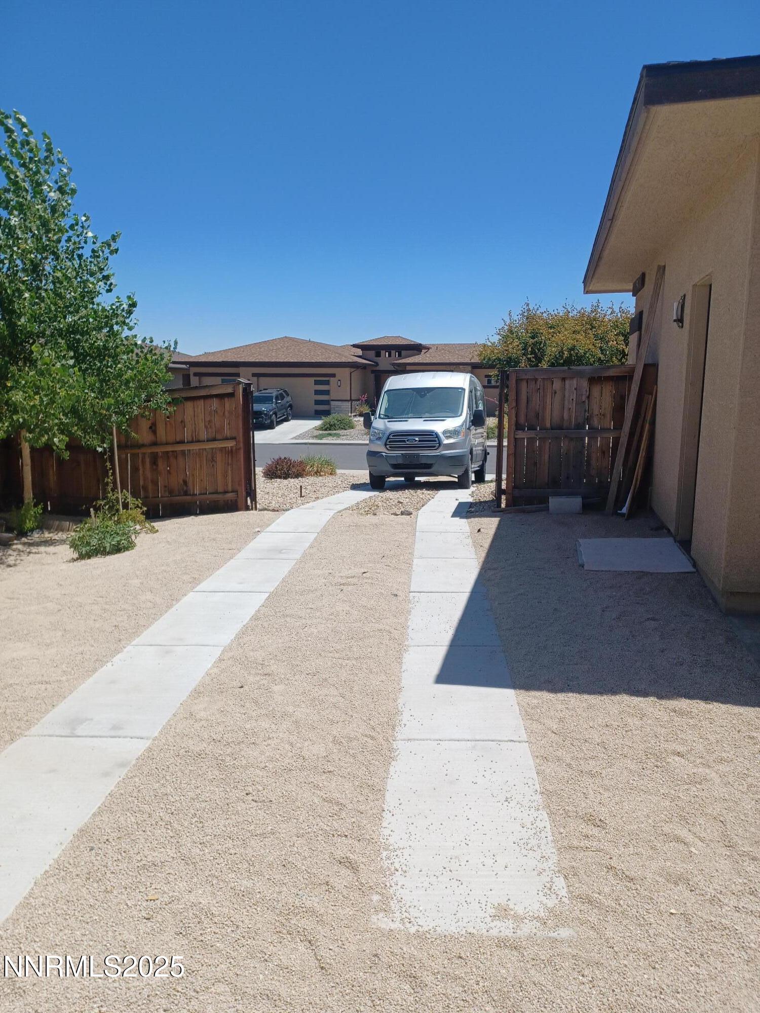 698 Raptor Way Property Photo 42