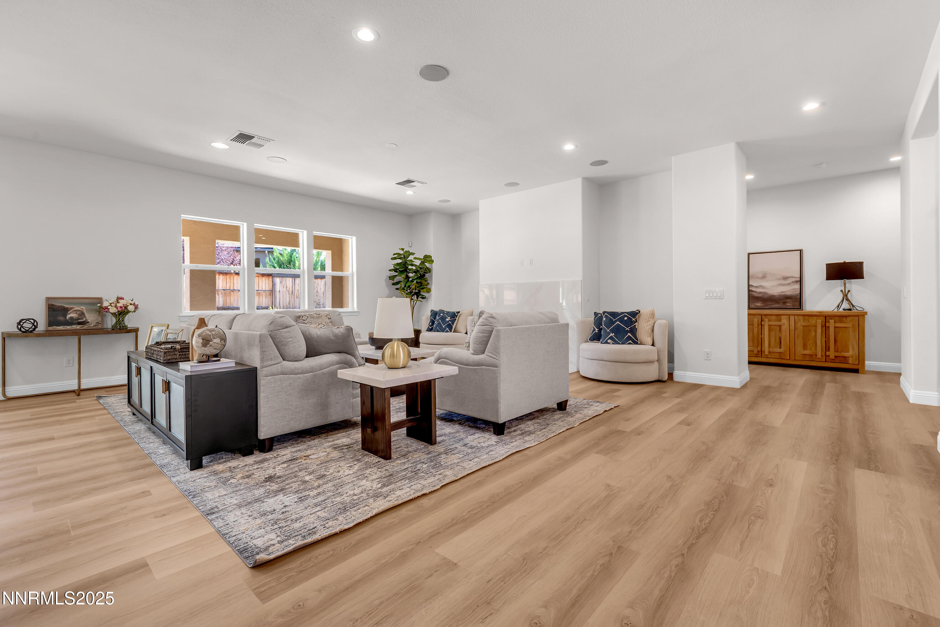 9740 Cardigan Bay Lane Property Photo 17
