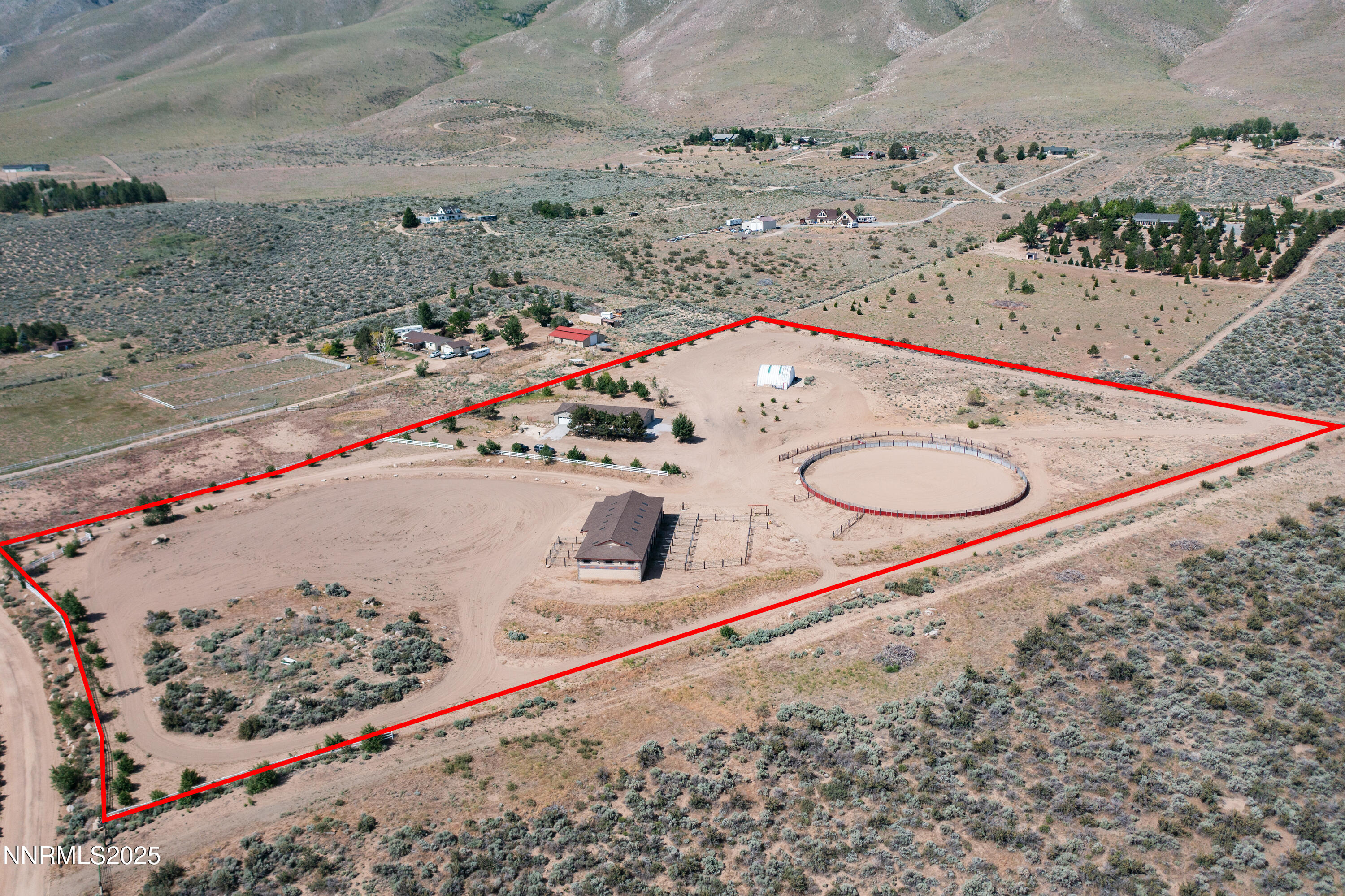 160 Shetland Circle Property Photo 1
