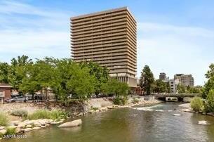 100 N Arlington Avenue Property Photo 1
