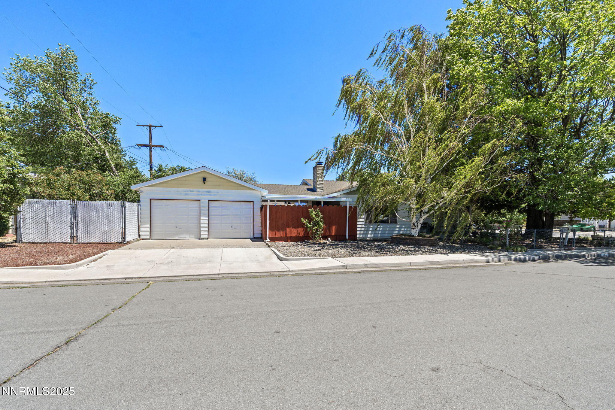 561 Ruth Street Property Photo 1