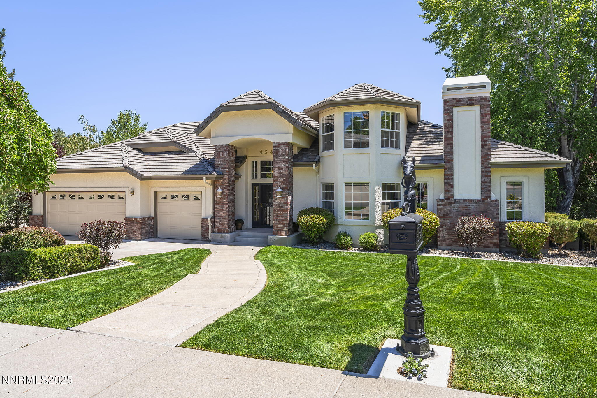 4348 Castlewood Court Property Photo 1