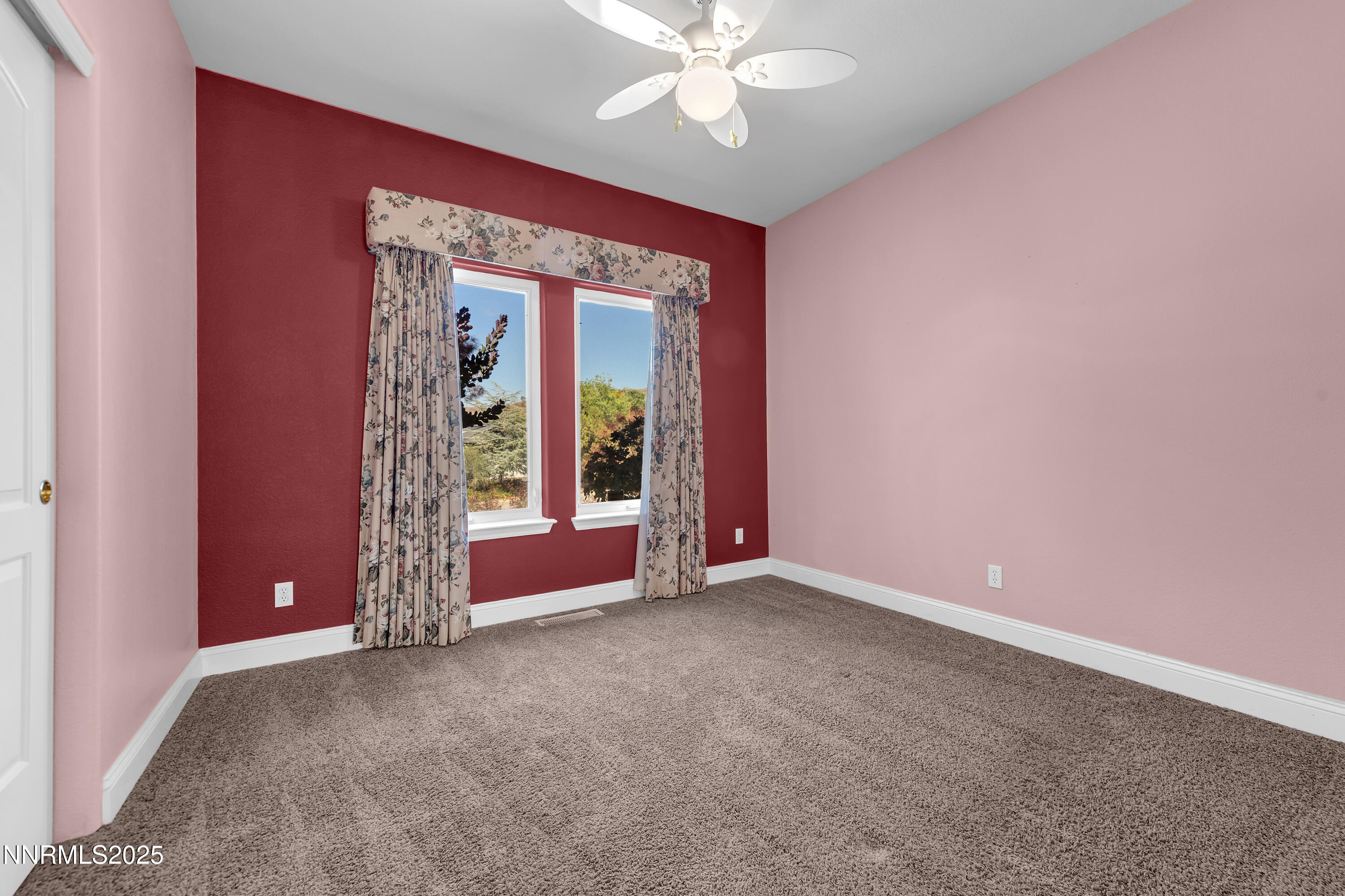 4220 W Hidden Valley Drive Property Photo 20