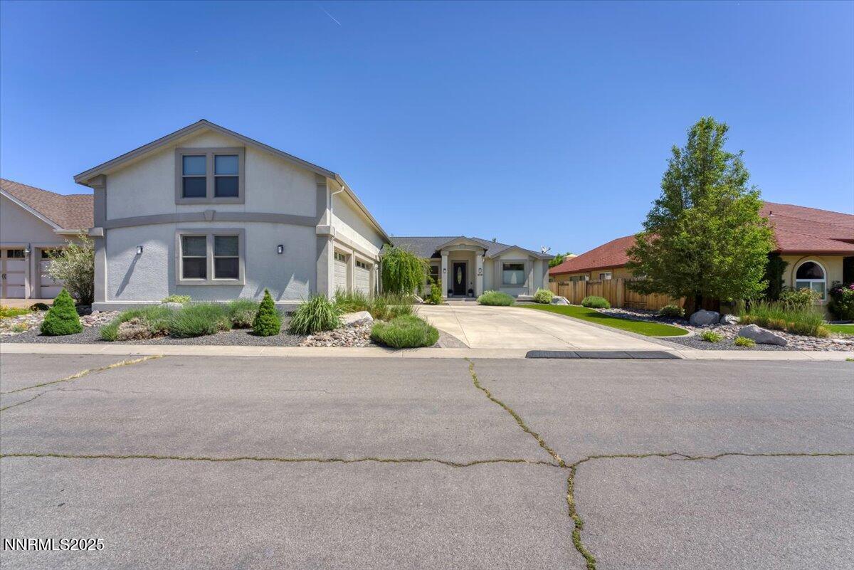 1636 Robb Drive Property Photo 2