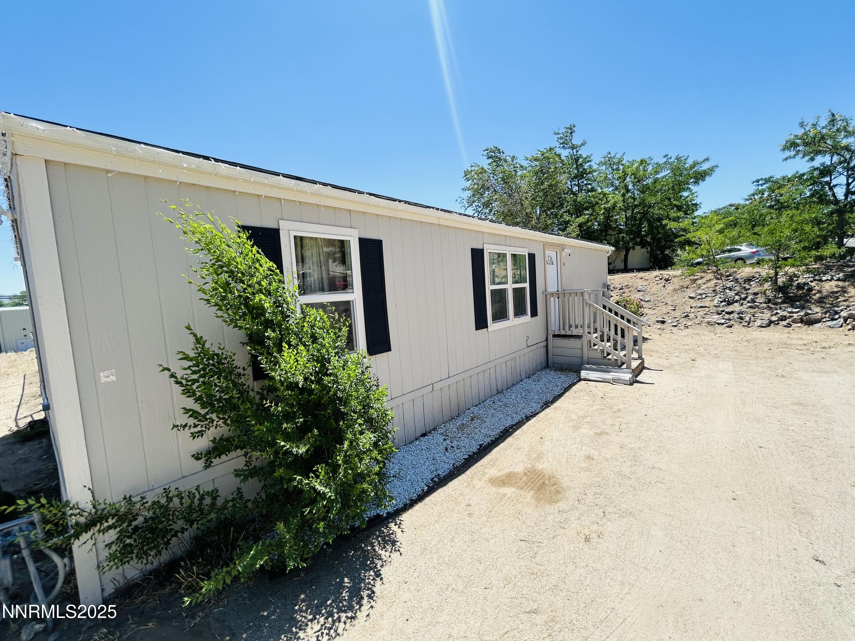 16 Stope Road Property Photo 6