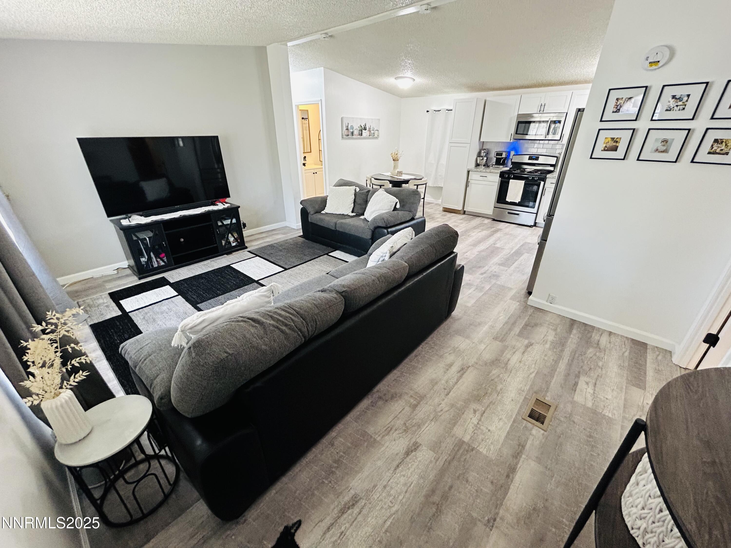 16 Stope Road Property Photo 7